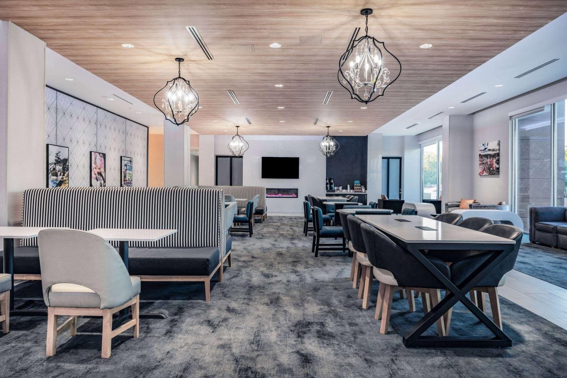 La Quinta Inn & Suites by Wyndham Yucaipa gallery photo in Yucaipa, CA — image 49
