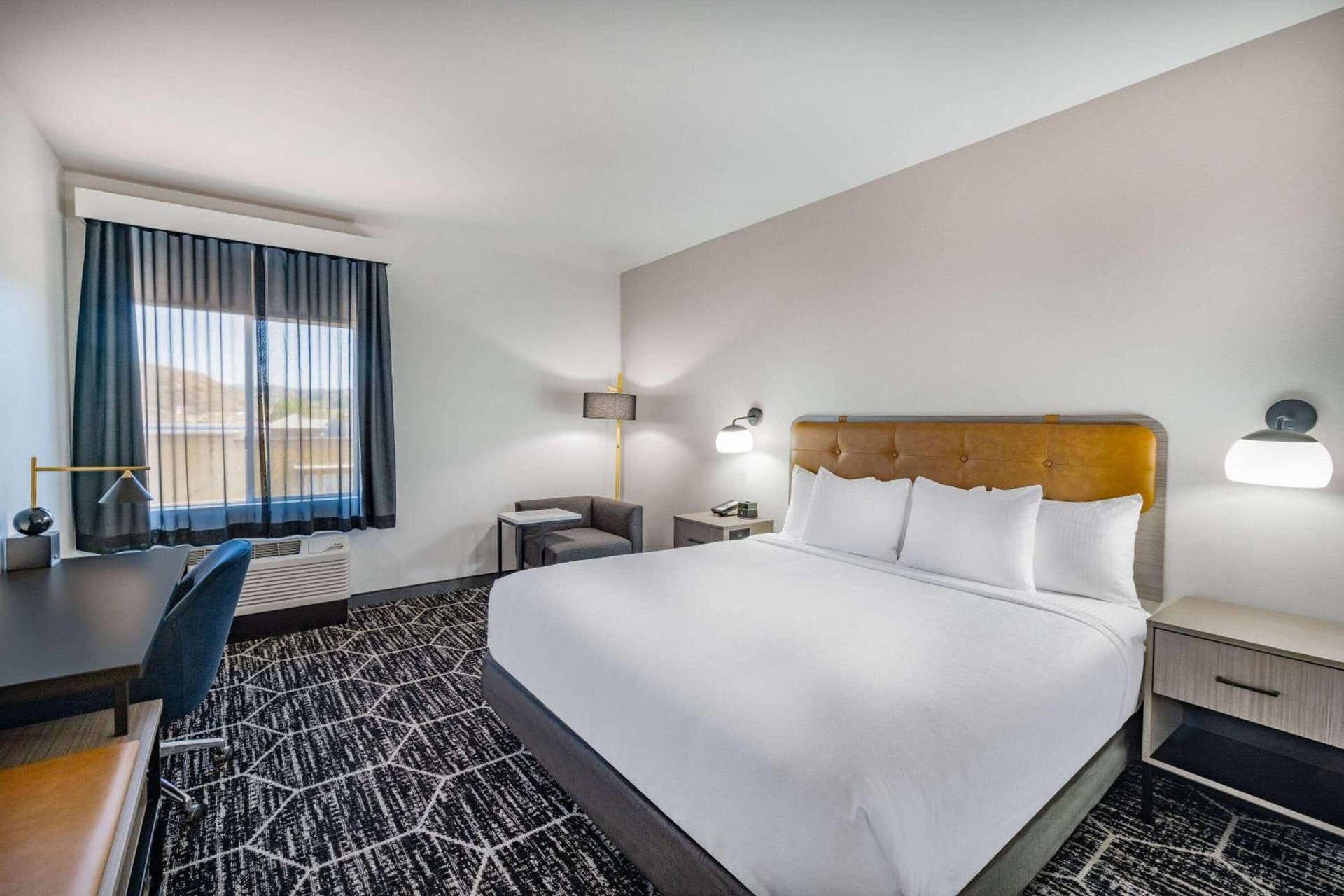La Quinta Inn & Suites by Wyndham Yucaipa gallery photo in Yucaipa, CA — image 41