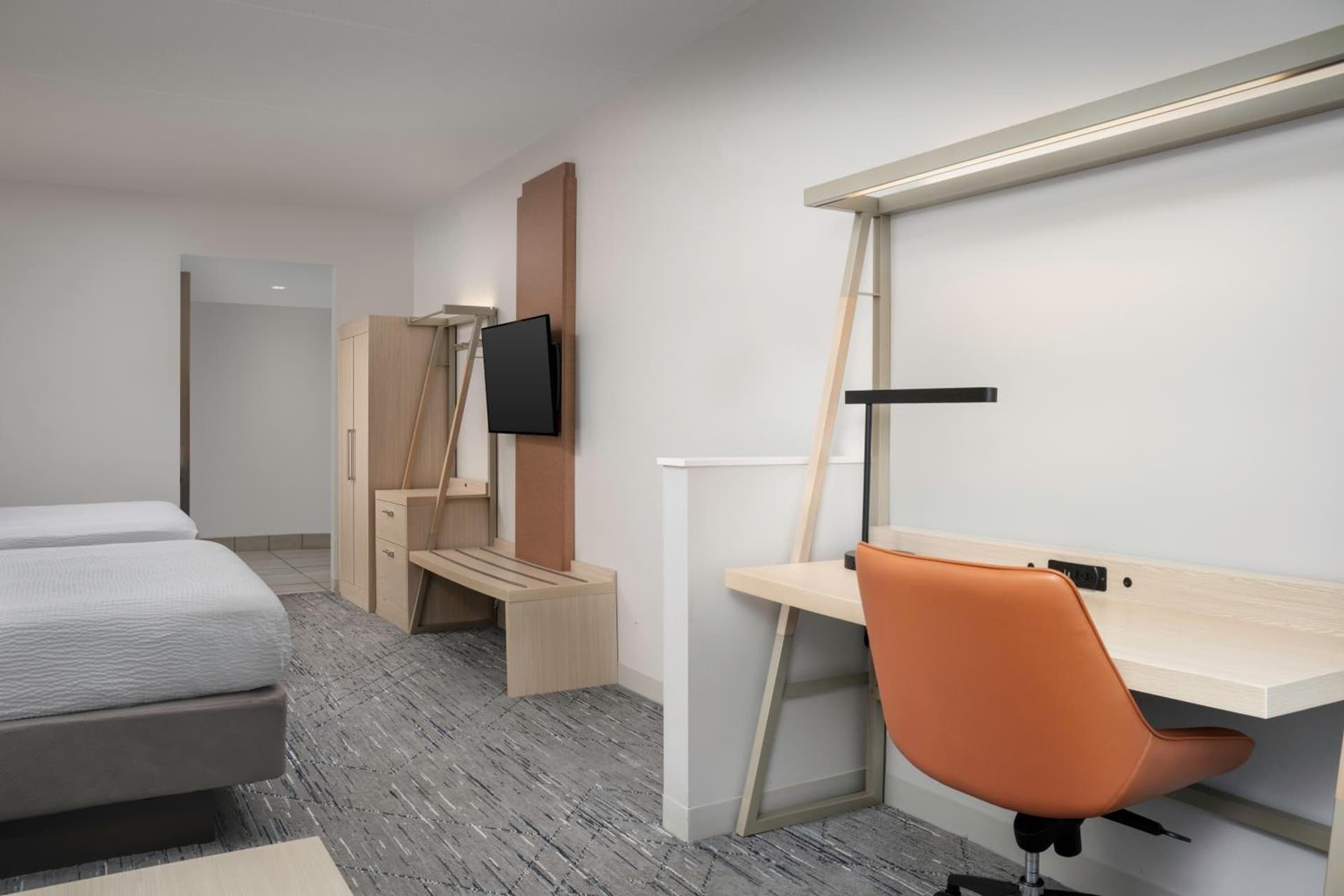 Holiday Inn Express & Suites Pittsburgh North Shore by IHG gallery photo in Pittsburgh, PA — image 6