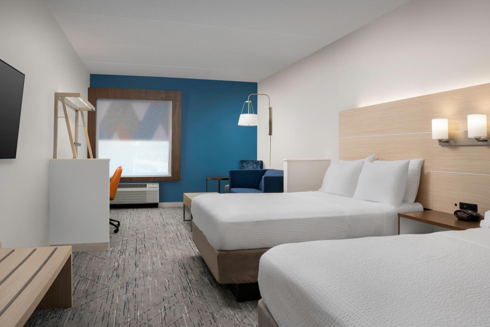 Holiday Inn Express & Suites Pittsburgh North Shore by IHG gallery photo in Pittsburgh, PA — image 29