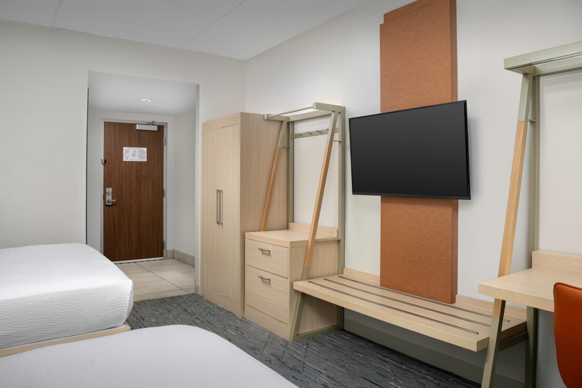 Holiday Inn Express & Suites Pittsburgh North Shore by IHG gallery photo in Pittsburgh, PA — image 13
