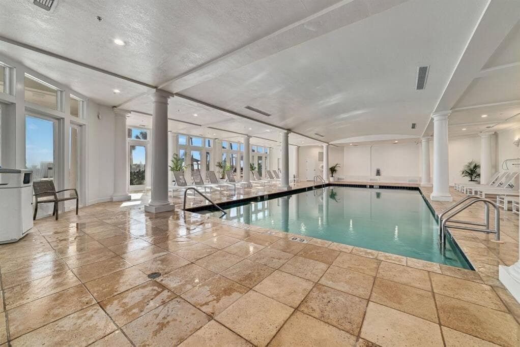 Avalon 1807 -Beachfront Condo-Amazing Views-Full of Amenities-Arcade-Fine Dining property views in Gulf Shores, AL — gallery photo 3