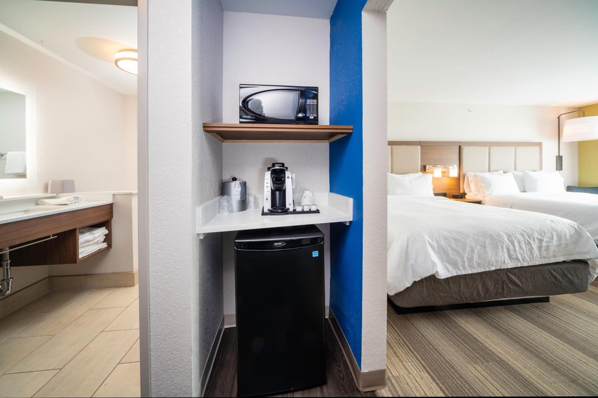 Holiday Inn Express & Suites - Florence - Cincinnati Airport by IHG gallery photo in Florence, KY — image 19