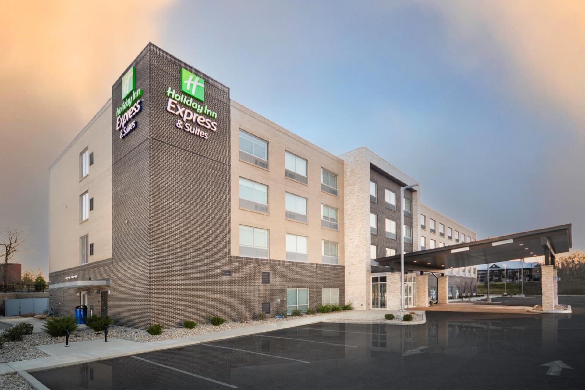 Holiday Inn Express & Suites - Florence - Cincinnati Airport by IHG property views in Florence, KY — gallery photo 3