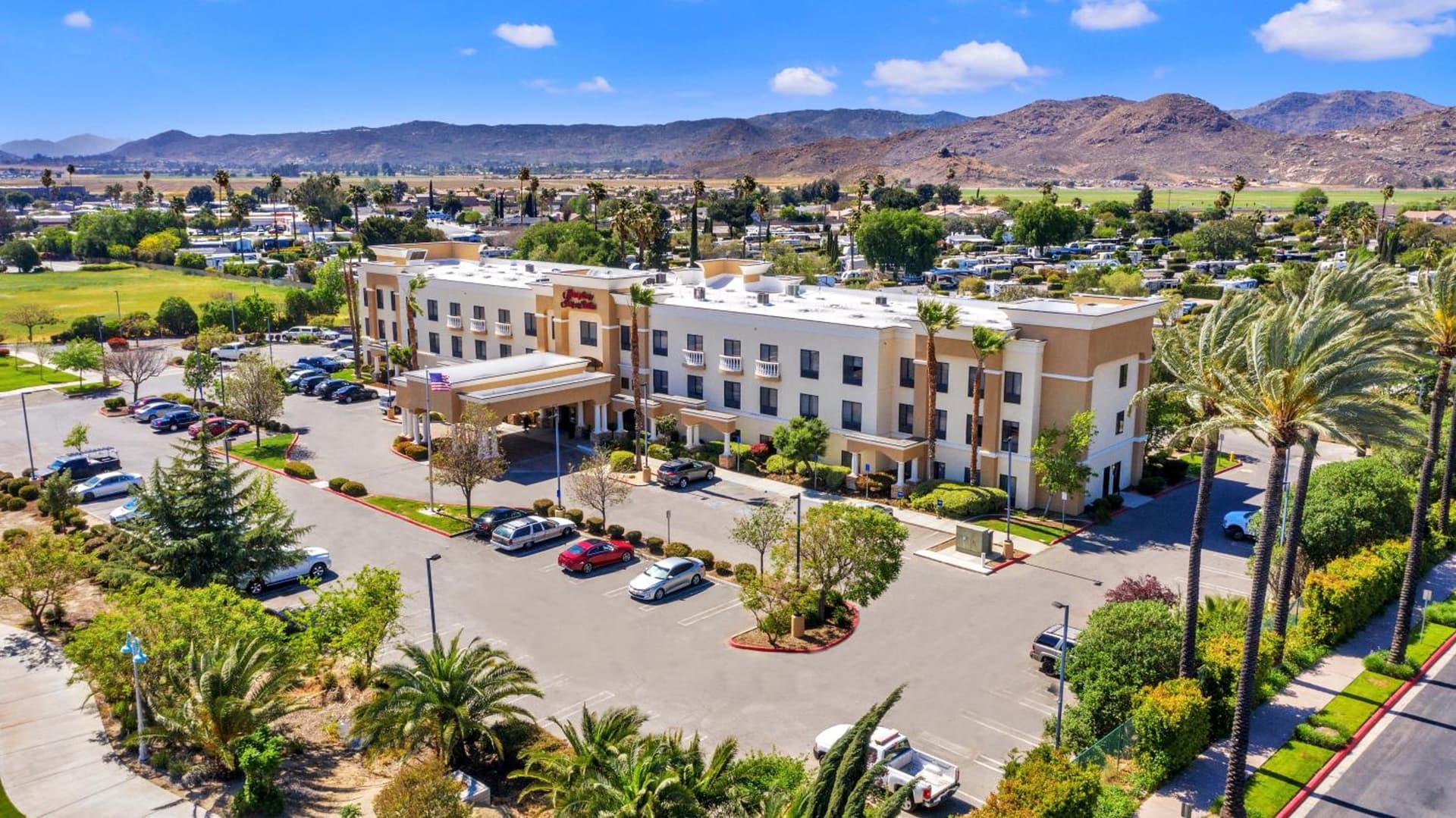 Hampton Inn & Suites by Hilton Hemet Menifee Murrieta gallery photo in Hemet, CA — image 13
