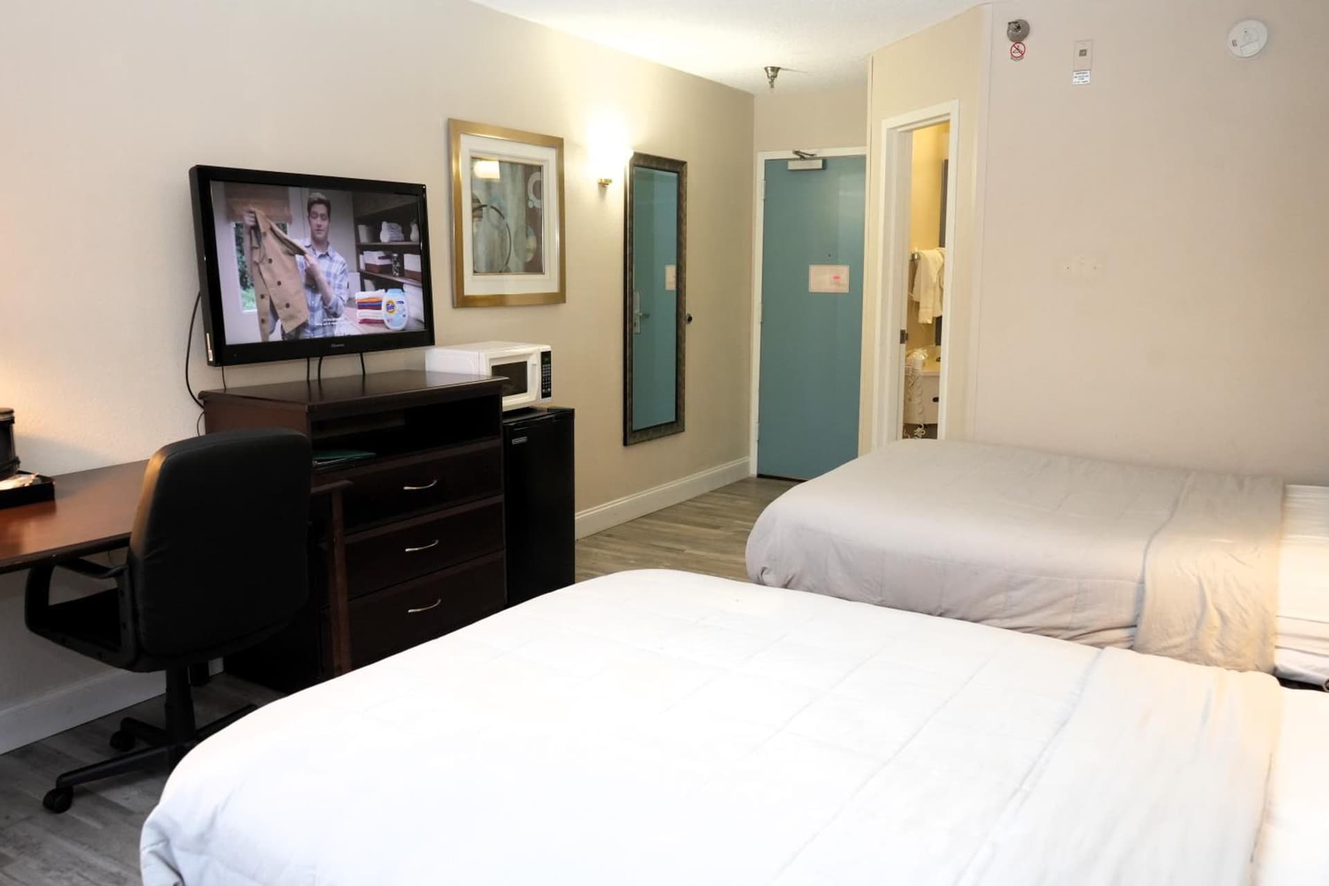 Copley Inn & Suites By OYO Akron OH gallery photo in Akron, OH — image 15