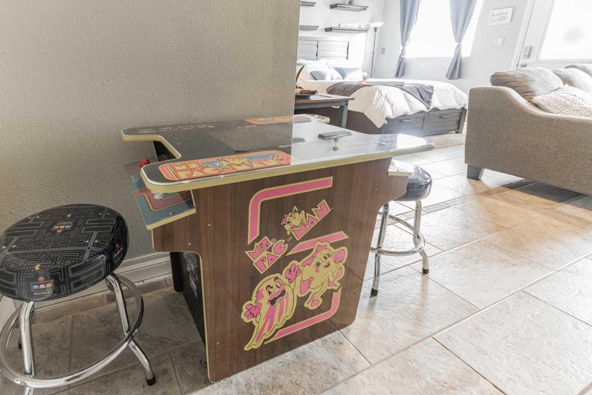 Luxury Cozy Studio with Firepit gallery photo in Vista, CA — image 15
