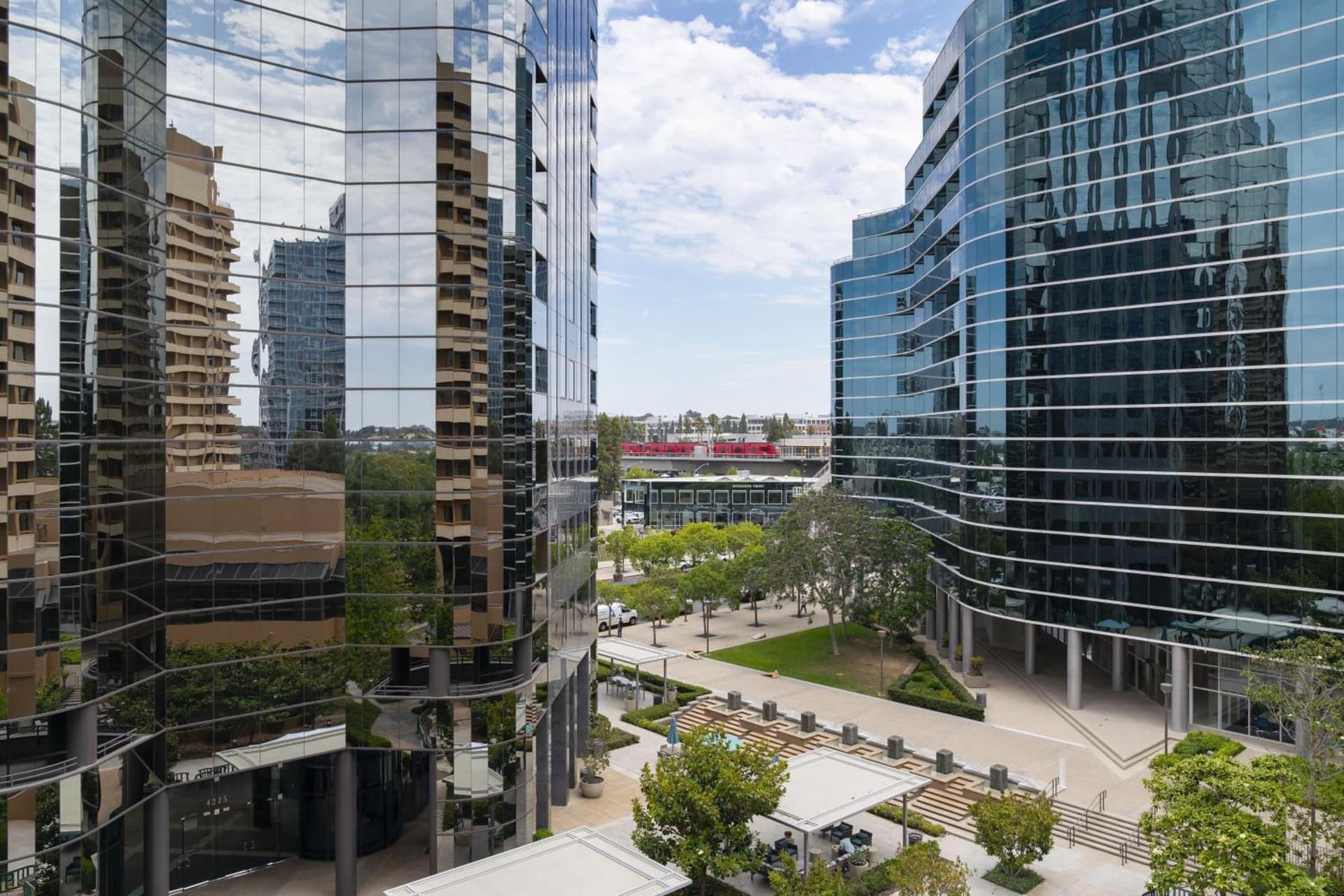 San Diego Marriott La Jolla featured exterior or lobby in San Diego, CA — similar hotel