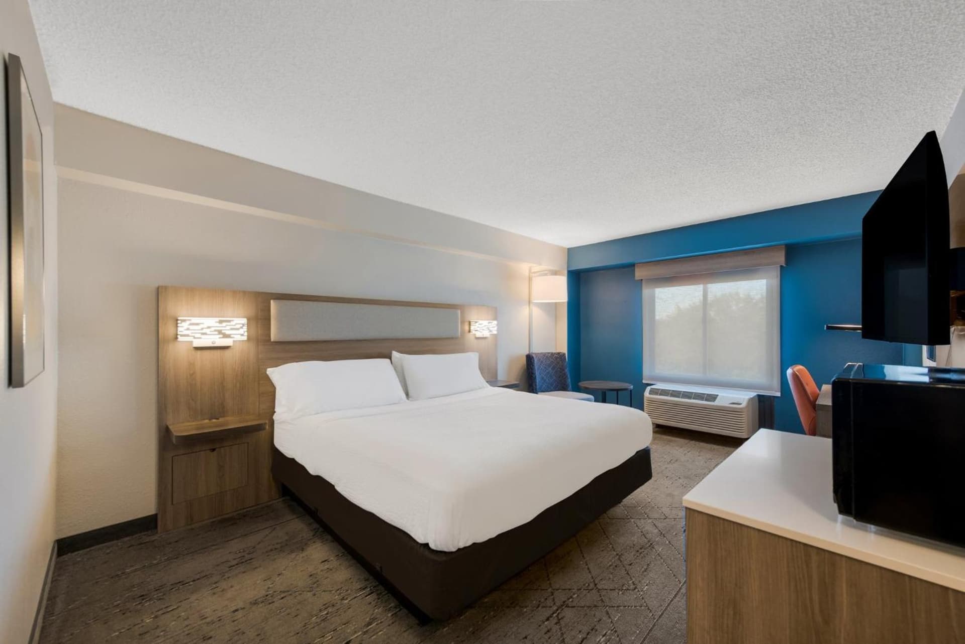 Holiday Inn Express Hotels- Hampton by IHG gallery photo in Hampton, VA — image 6