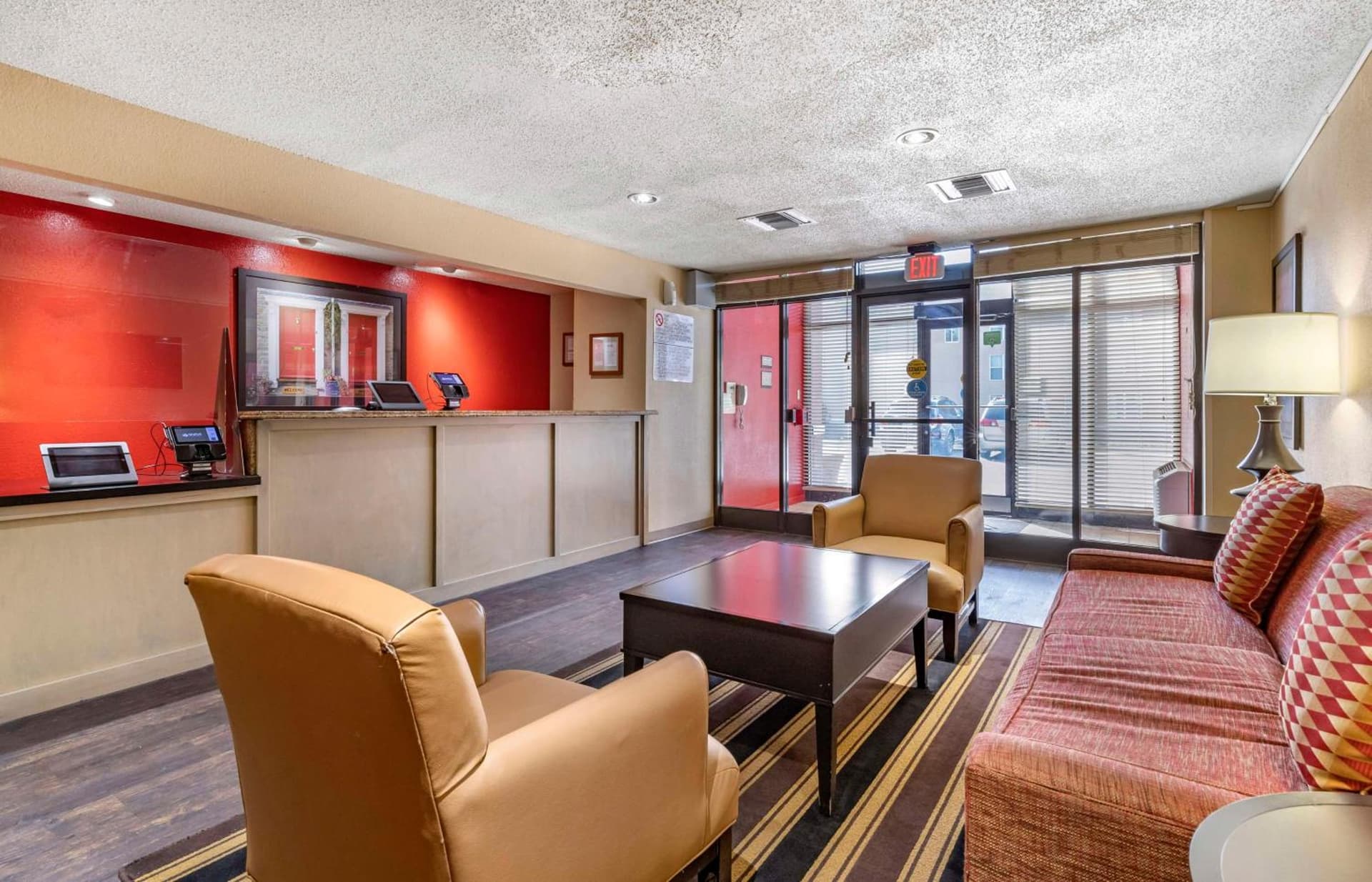 Extended Stay America Suites - San Antonio - Colonnade - Medical property views in San Antonio, TX — gallery photo 3