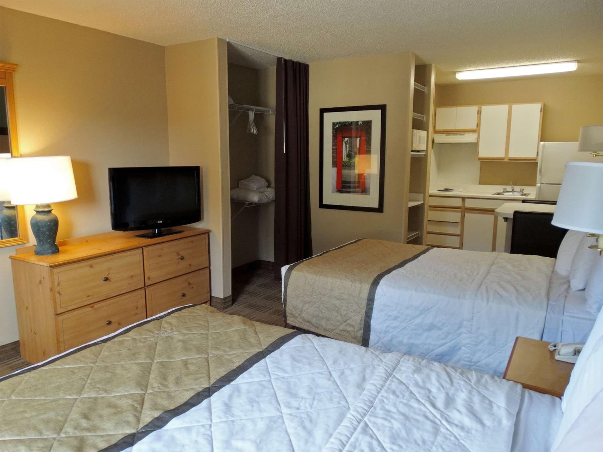 Extended Stay America Suites - Portland - Beaverton gallery photo in Beaverton, OR — image 12