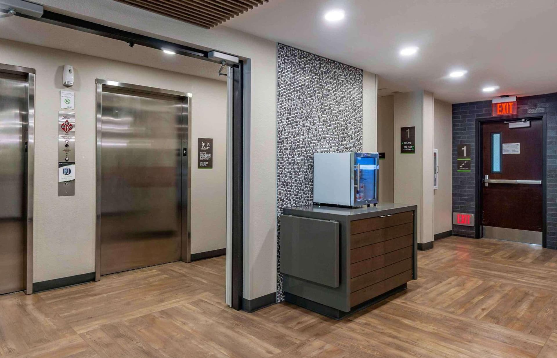 Extended Stay America Premier Suites - Seattle - Bellevue - Downtown gallery photo in Bellevue, WA — image 4