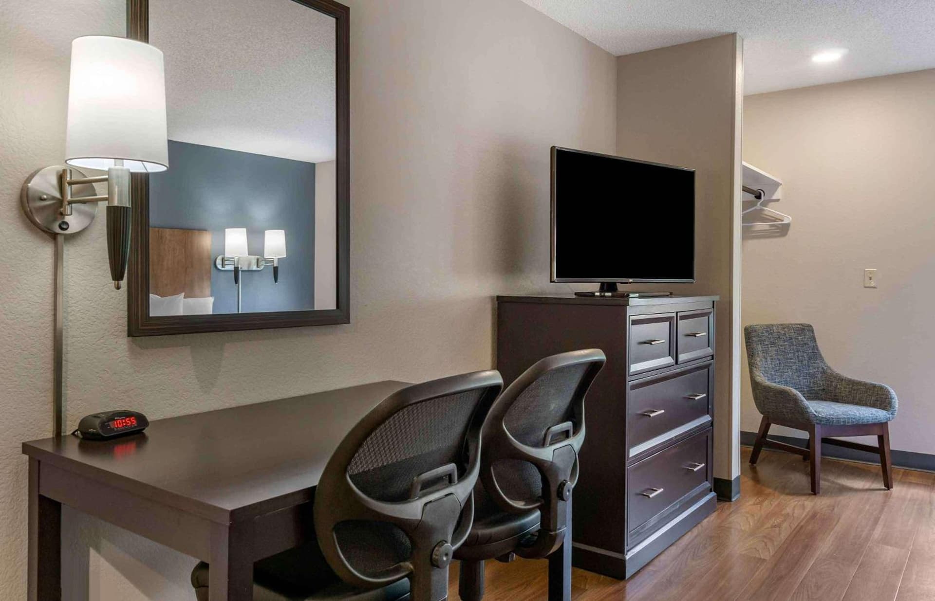 Extended Stay America Premier Suites - Seattle - Bellevue - Downtown gallery photo in Bellevue, WA — image 60