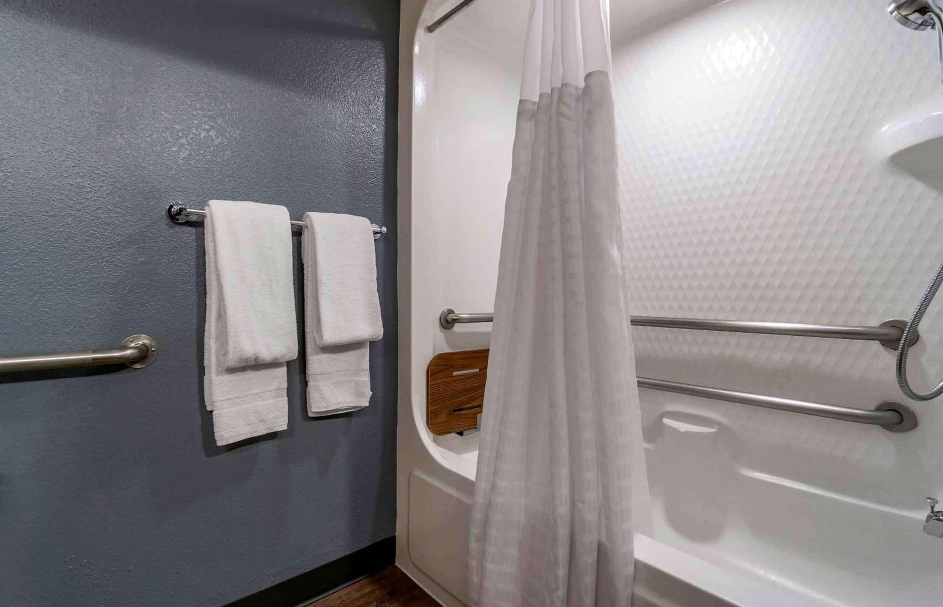 Extended Stay America Premier Suites - Seattle - Bellevue - Downtown gallery photo in Bellevue, WA — image 36