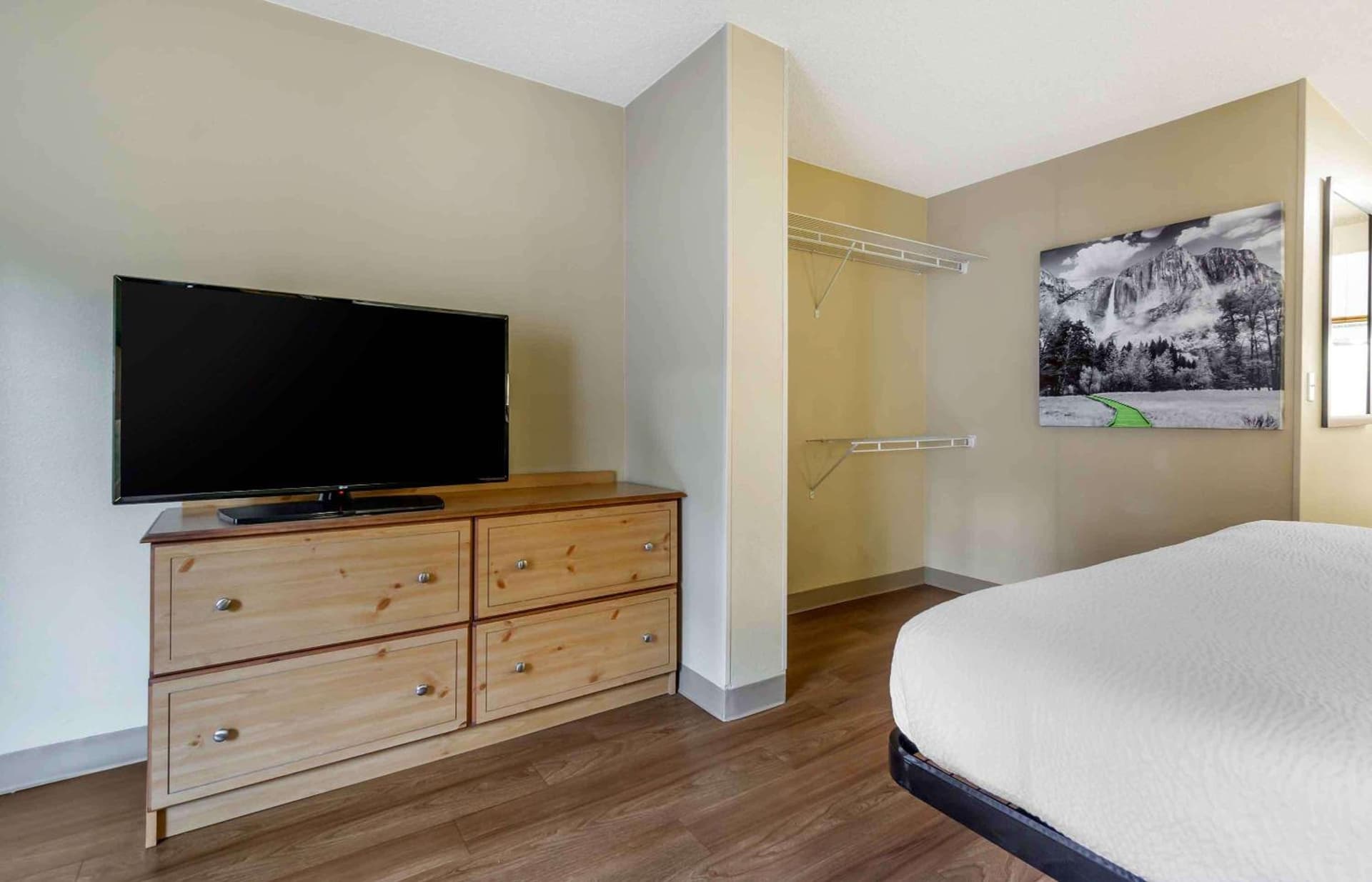 Extended Stay America Suites - Seattle - Bellevue - Factoria gallery photo in Bellevue, WA — image 42