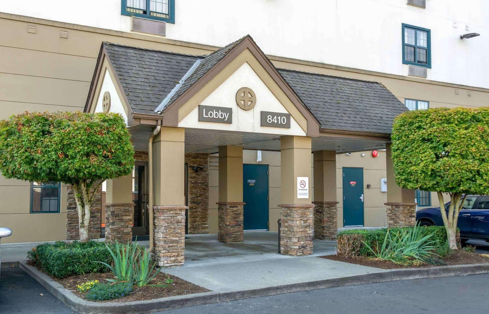 Extended Stay America Suites - Seattle - Everett - North property views in Everett, WA — gallery photo 3