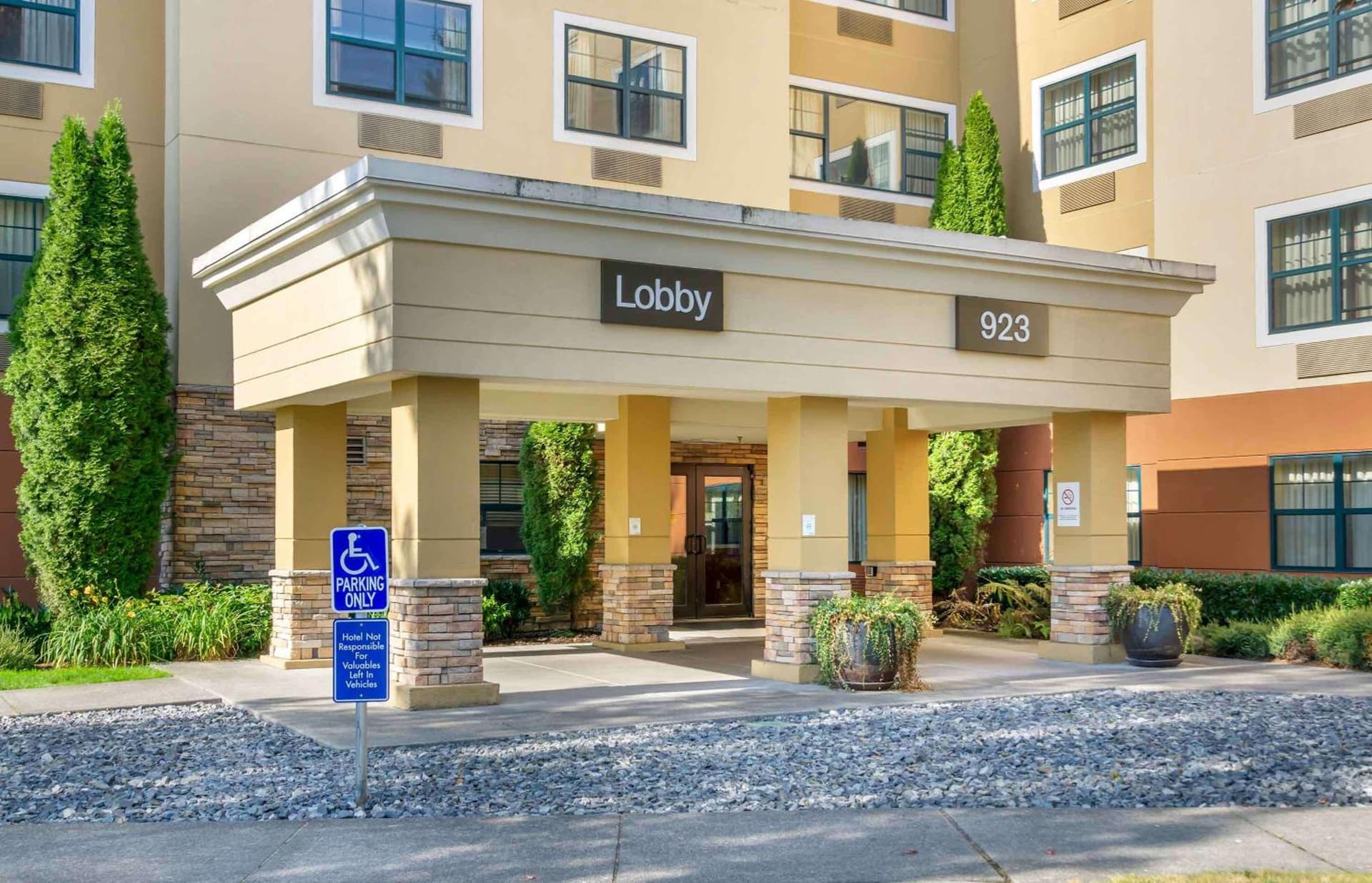 Extended Stay America Suites - Seattle - Bothell - West property views in Bothell, WA — gallery photo 3