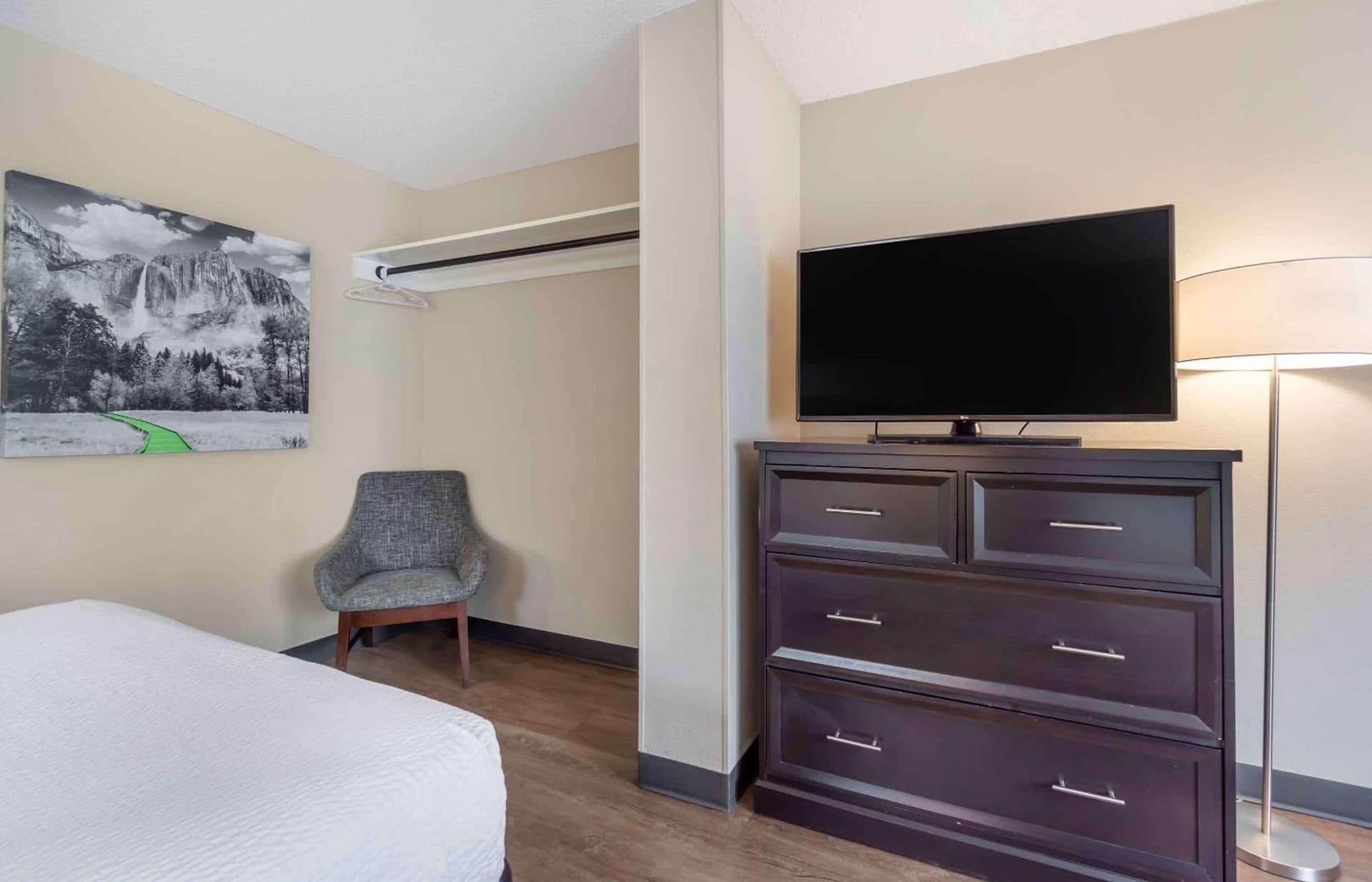 Extended Stay America Suites - Seattle - Redmond gallery photo in Bellevue, WA — image 53