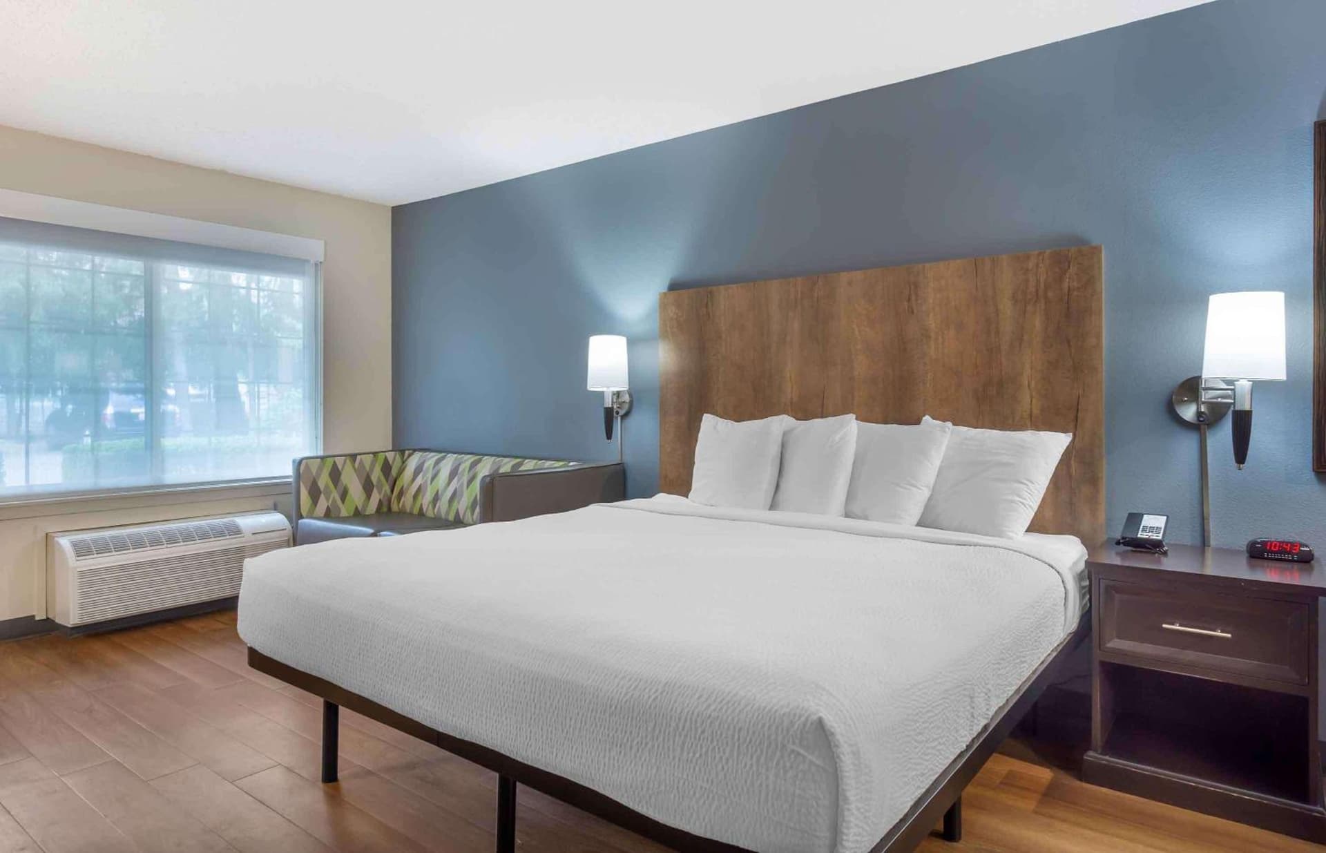 Extended Stay America Suites - Seattle - Redmond gallery photo in Bellevue, WA — image 6