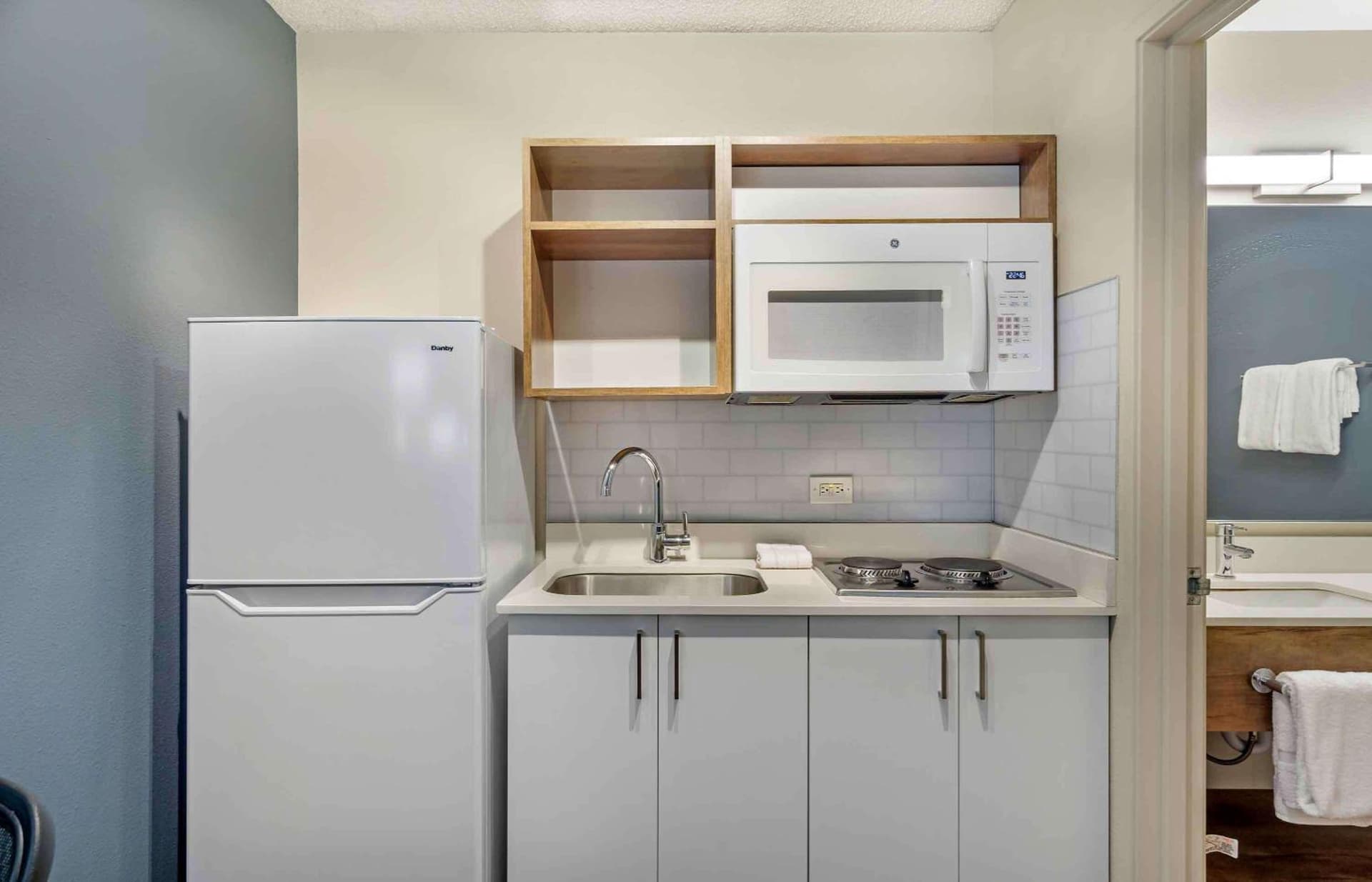 Extended Stay America Suites - Seattle - Redmond gallery photo in Bellevue, WA — image 28