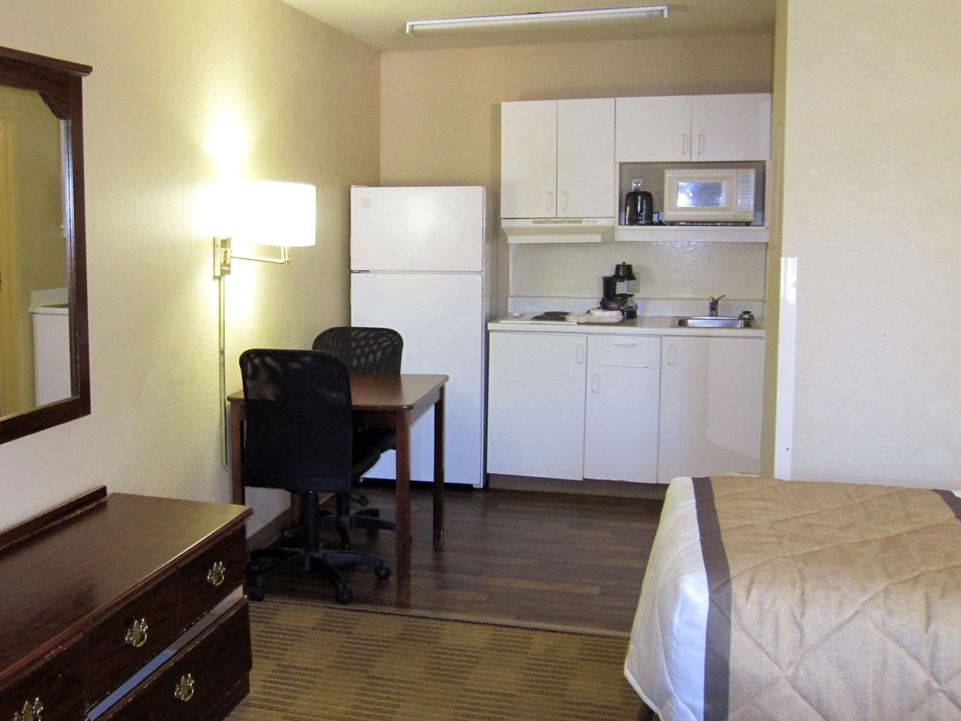 Extended Stay America Select Suites - Denver - Lakewood South gallery photo in Lakewood, CO — image 32
