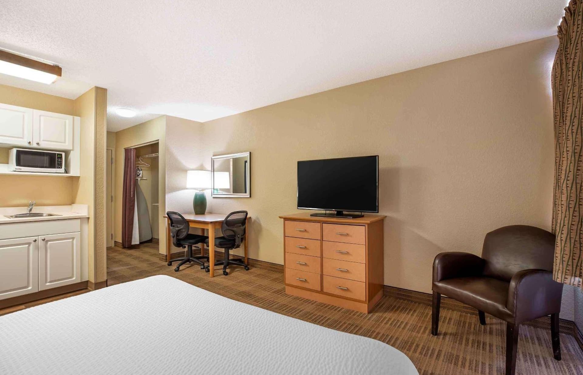 Extended Stay America Select Suites - Denver - Tech Center South gallery photo in Centennial, CO — image 30