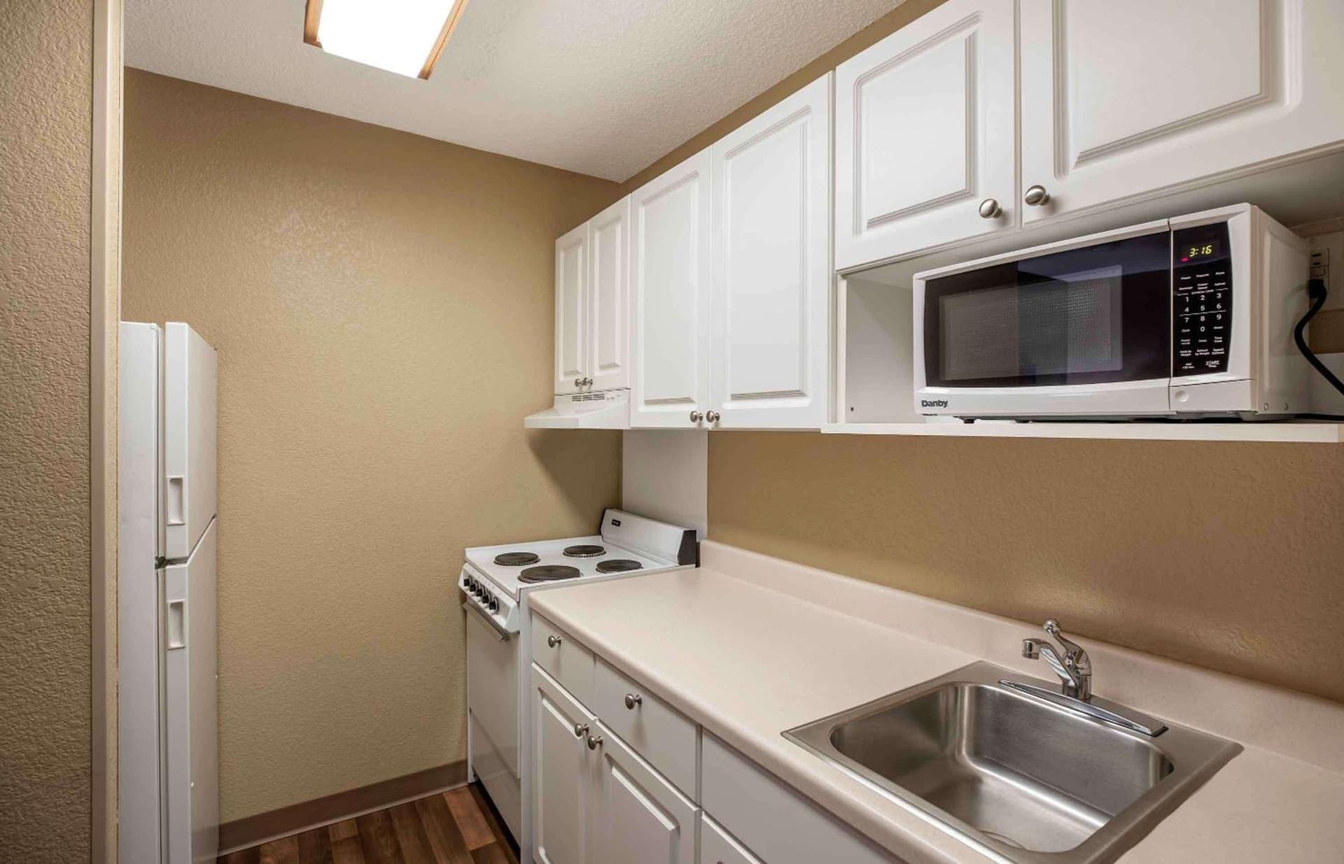 Extended Stay America Select Suites - Denver - Tech Center South gallery photo in Centennial, CO — image 21