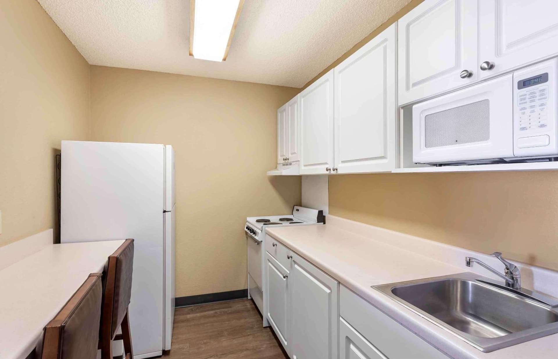 Extended Stay America Select Suites - Denver - Tech Center South gallery photo in Centennial, CO — image 40