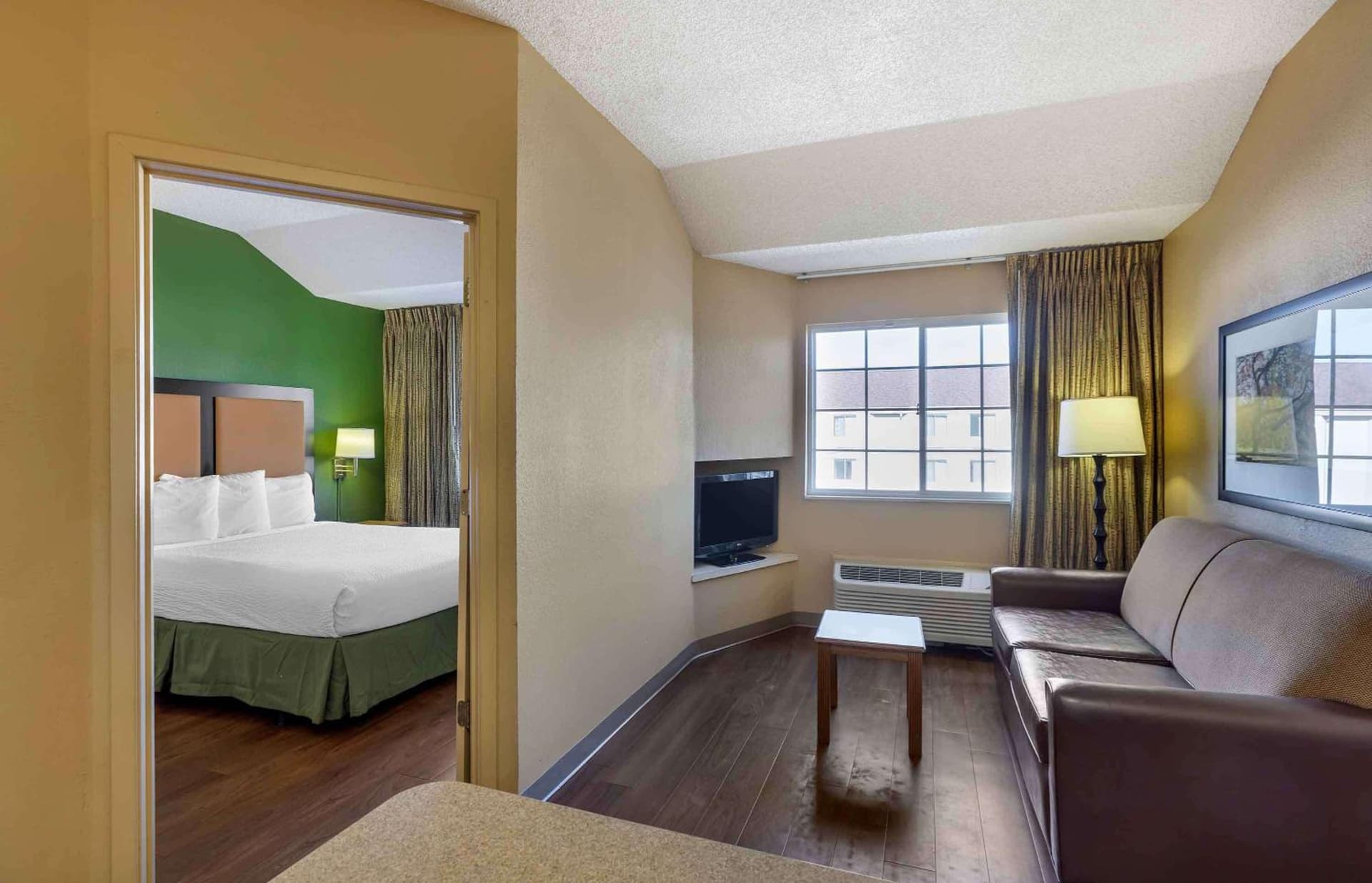 Extended Stay America Select Suites - Denver - Tech Center South - Greenwood Village gallery photo in Centennial, CO — image 49