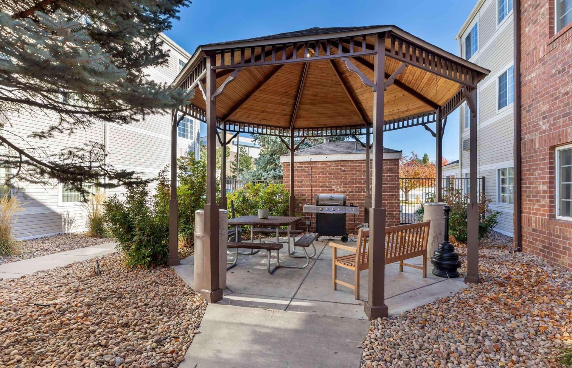 Extended Stay America Select Suites - Denver - Tech Center South - Greenwood Village gallery photo in Centennial, CO — image 6