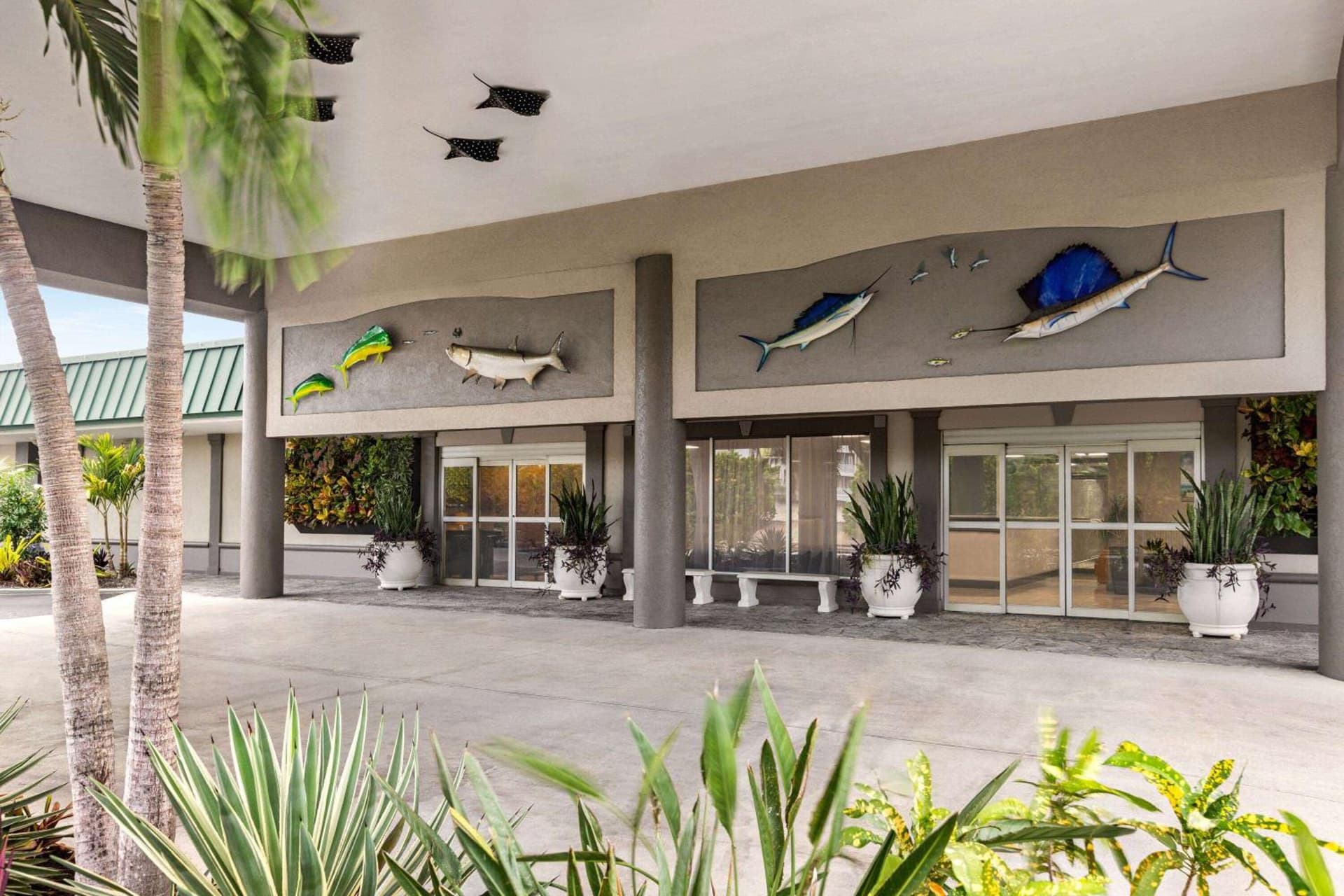 Ramada by Wyndham Sarasota Waterfront gallery photo in Sarasota, FL — image 41