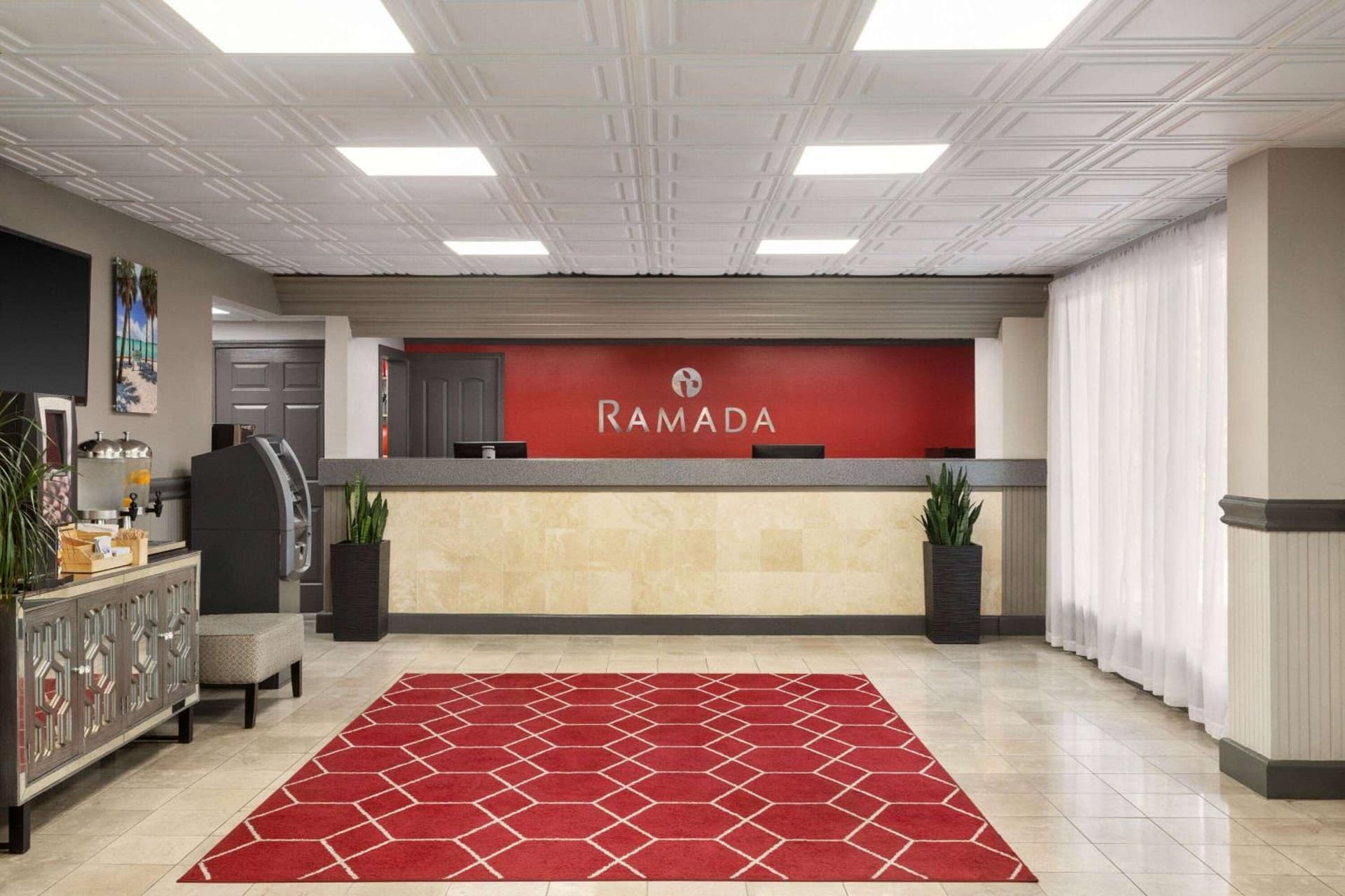 Ramada by Wyndham Sarasota Waterfront gallery photo in Sarasota, FL — image 12
