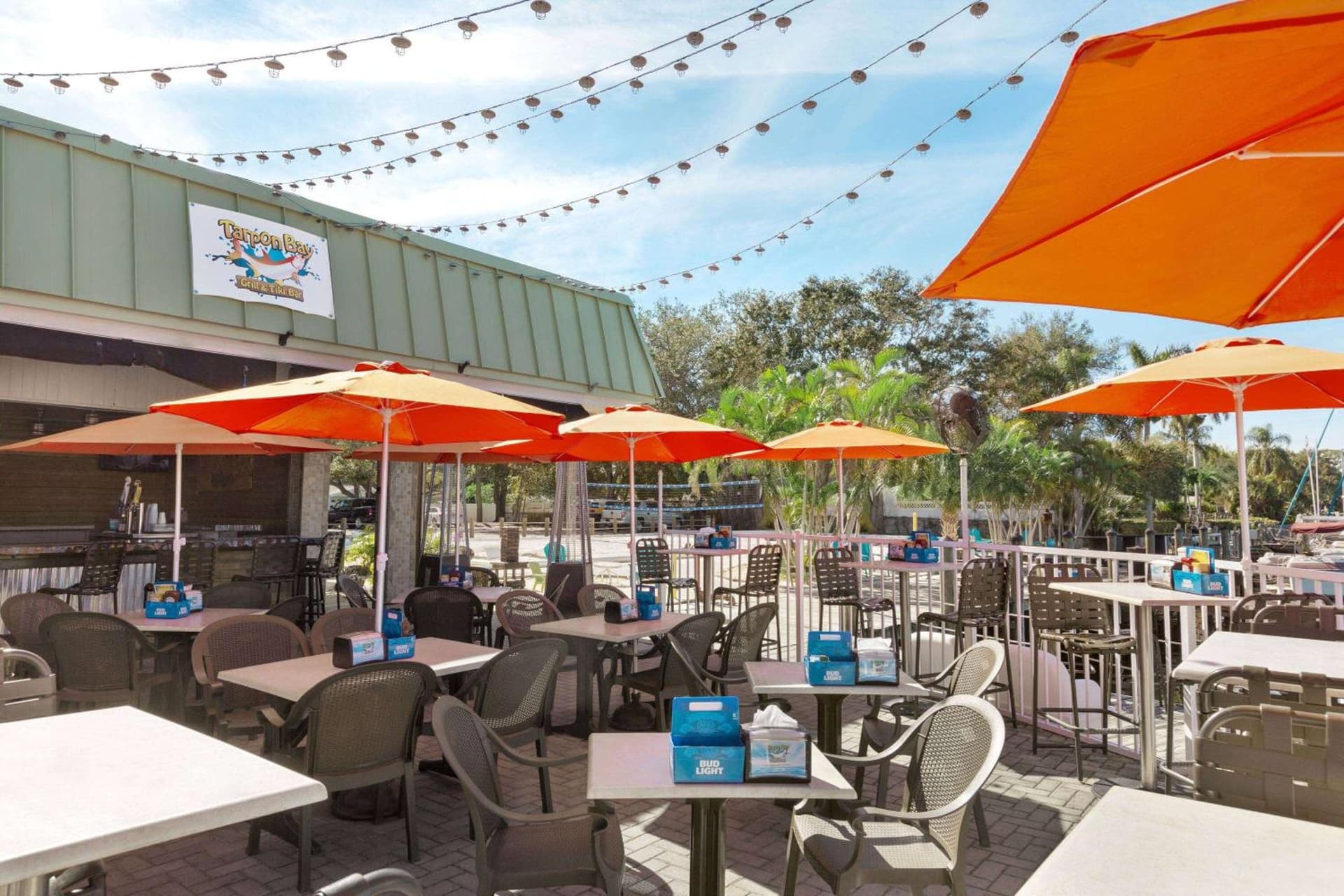 Ramada by Wyndham Sarasota Waterfront gallery photo in Sarasota, FL — image 62