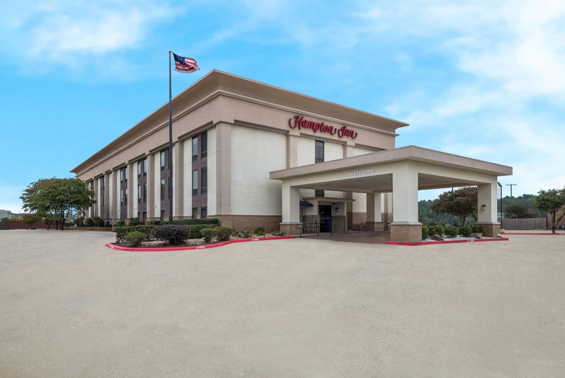 Hampton Inn Marshall featured exterior or lobby in Marshall, TX — similar hotel