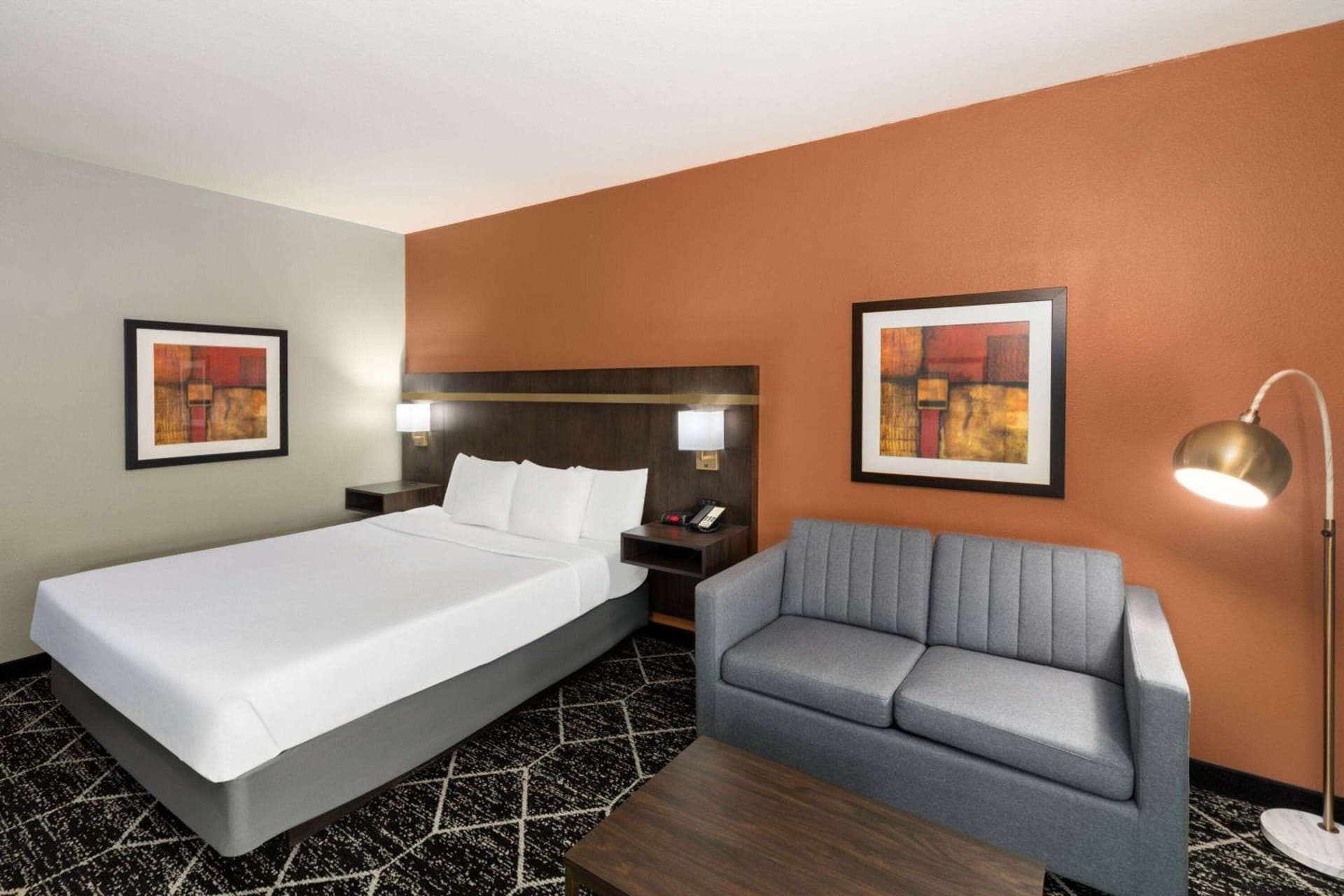 La Quinta by Wyndham Olathe gallery photo in Olathe, KS — image 17