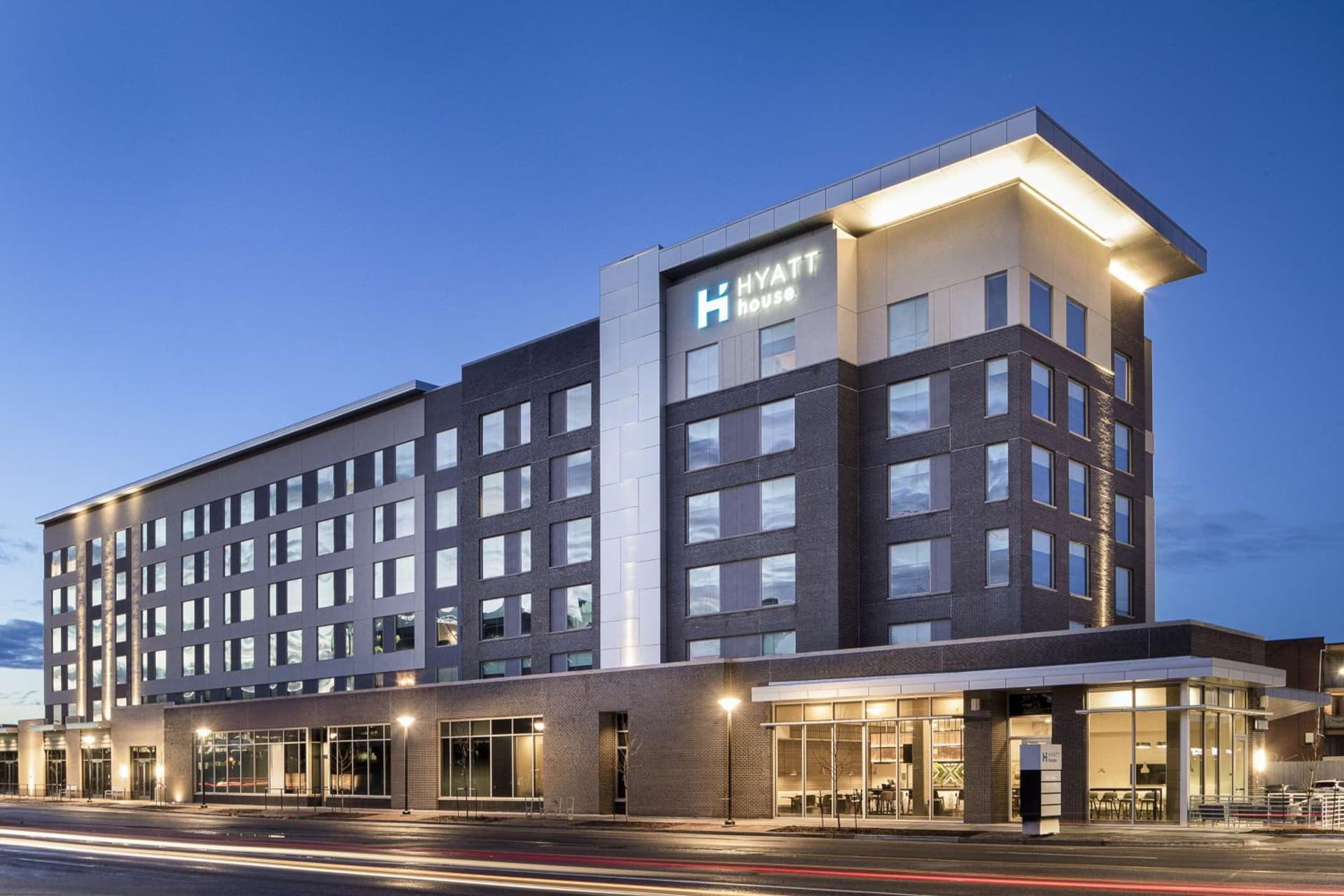 Hyatt House Denver Aurora Anschutz Medical Campus interior in Aurora, CO — gallery photo 2