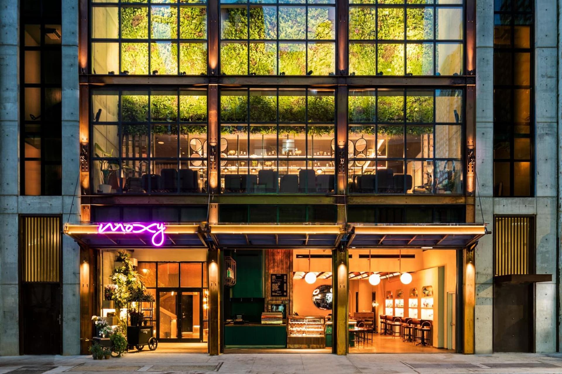 Moxy NYC Chelsea interior in New York, NY — gallery photo 2