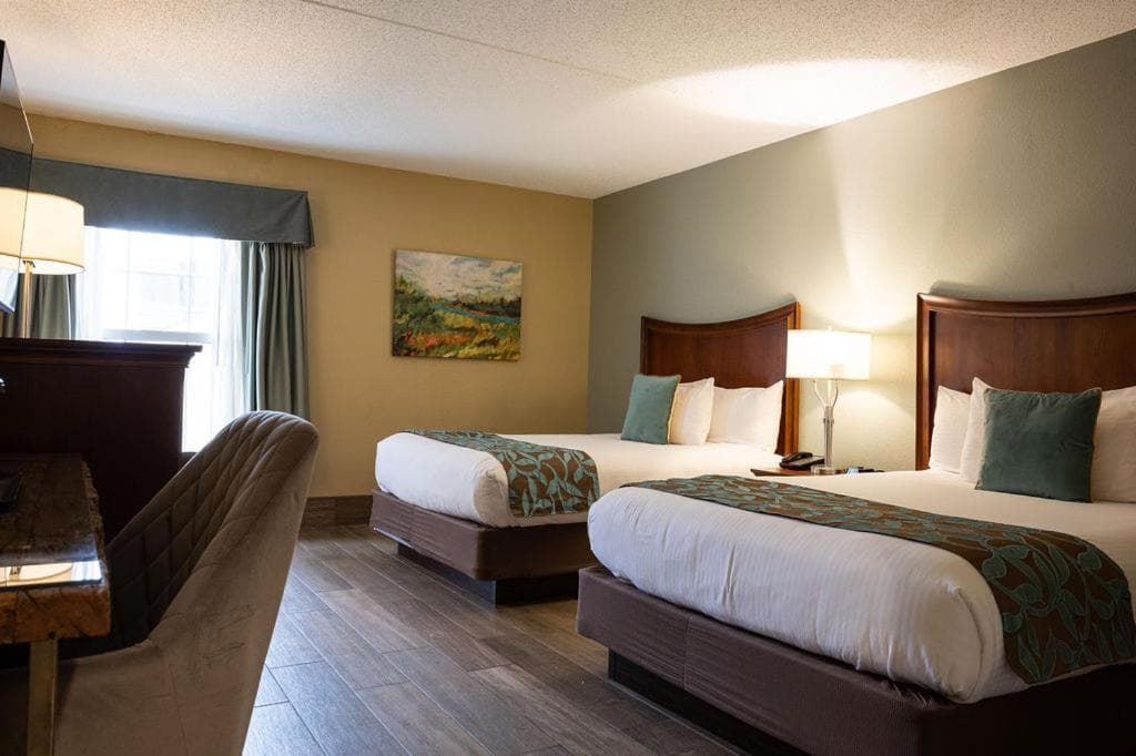 D. Hotel Suites & Spa gallery photo in Holyoke, MA — image 32