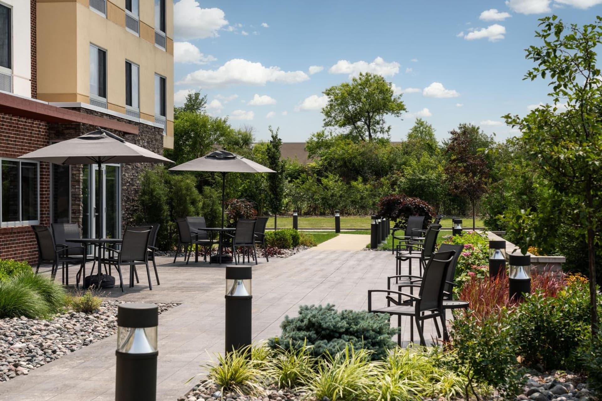 Fairfield Inn & Suites by Marriott Cleveland Tiedeman Road gallery photo in Brooklyn, OH — image 8