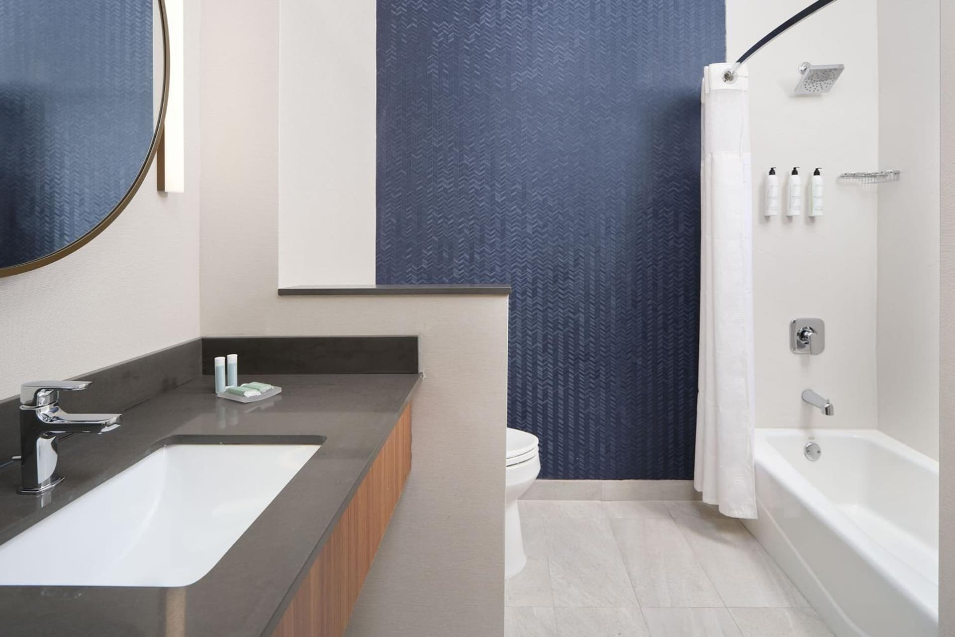 Fairfield Inn & Suites by Marriott Fort Lauderdale Northwest gallery photo in Tamarac, FL — image 16