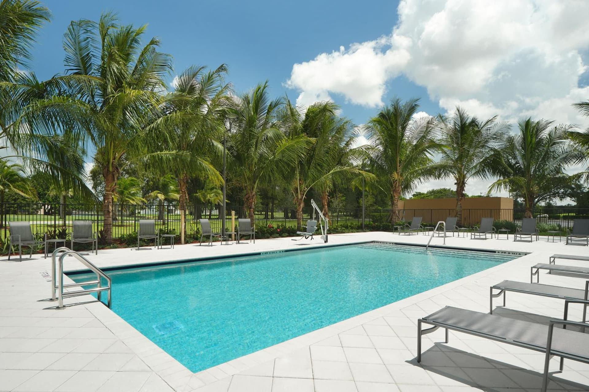 Fairfield Inn & Suites by Marriott Fort Lauderdale Northwest gallery photo in Tamarac, FL — image 36