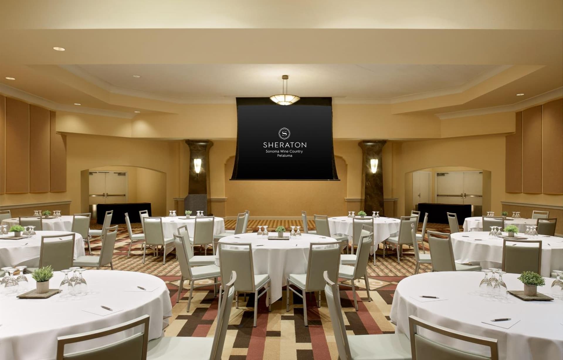 Sheraton Sonoma Wine Country Petaluma gallery photo in Petaluma, CA — image 4