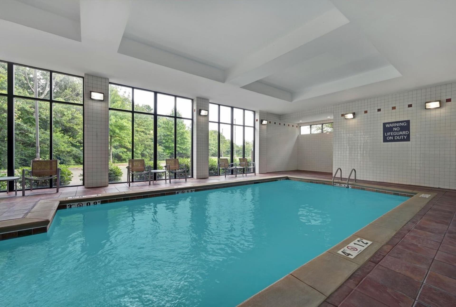 Four Points by Sheraton Birmingham Homewood interior in Homewood, AL — gallery photo 2