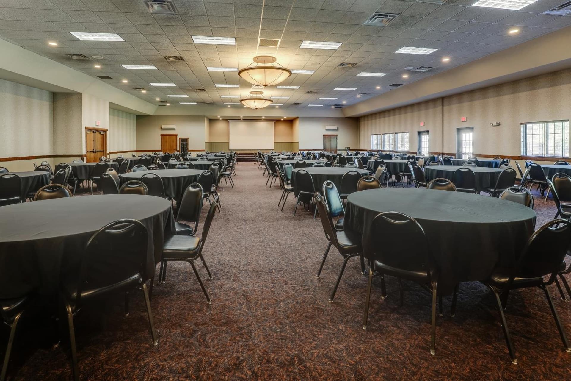 Stoney Creek Hotel Des Moines - Johnston gallery photo in Johnston, IA — image 4