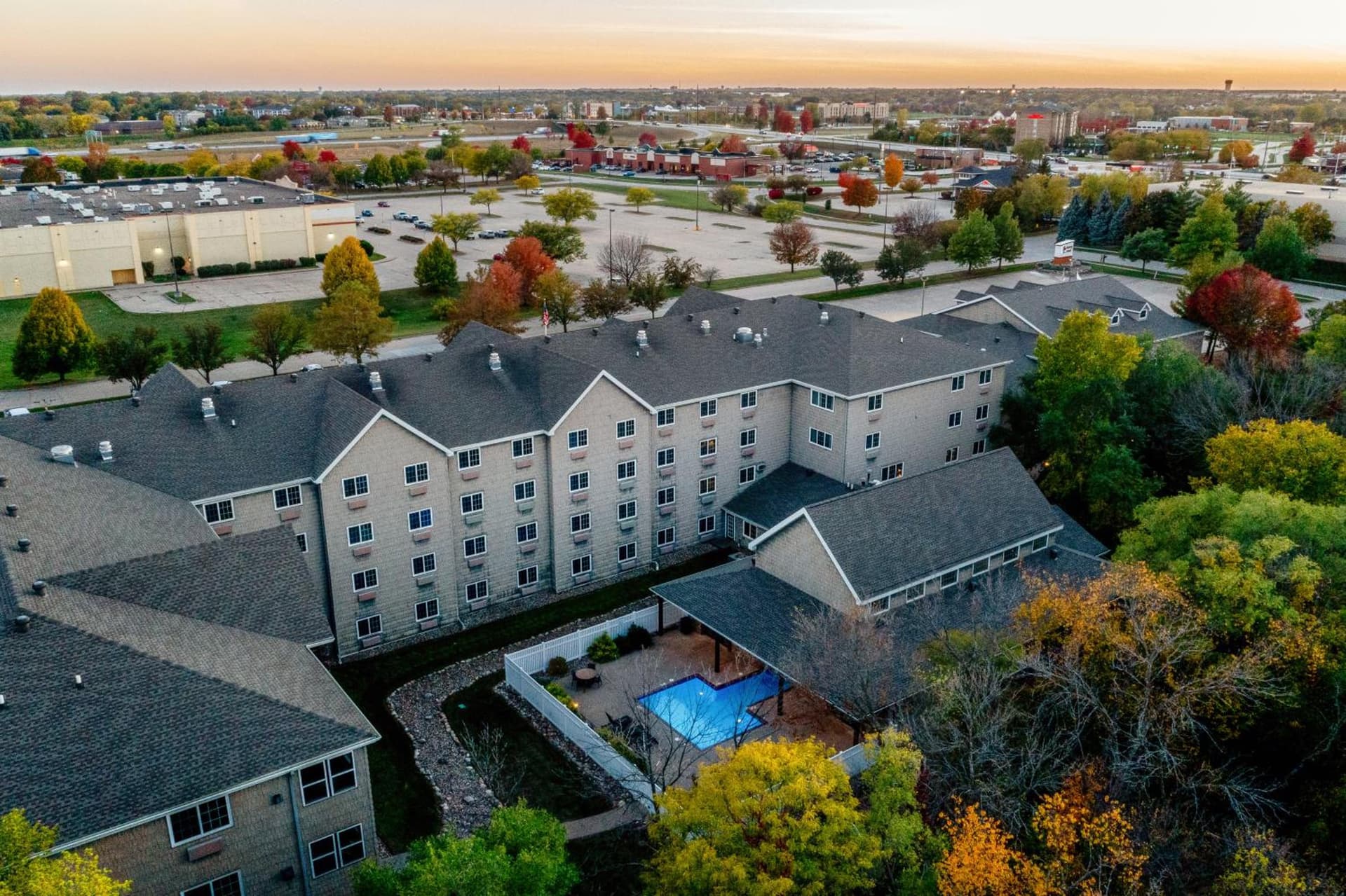 Stoney Creek Hotel Des Moines - Johnston featured exterior or lobby in Johnston, IA — similar hotel