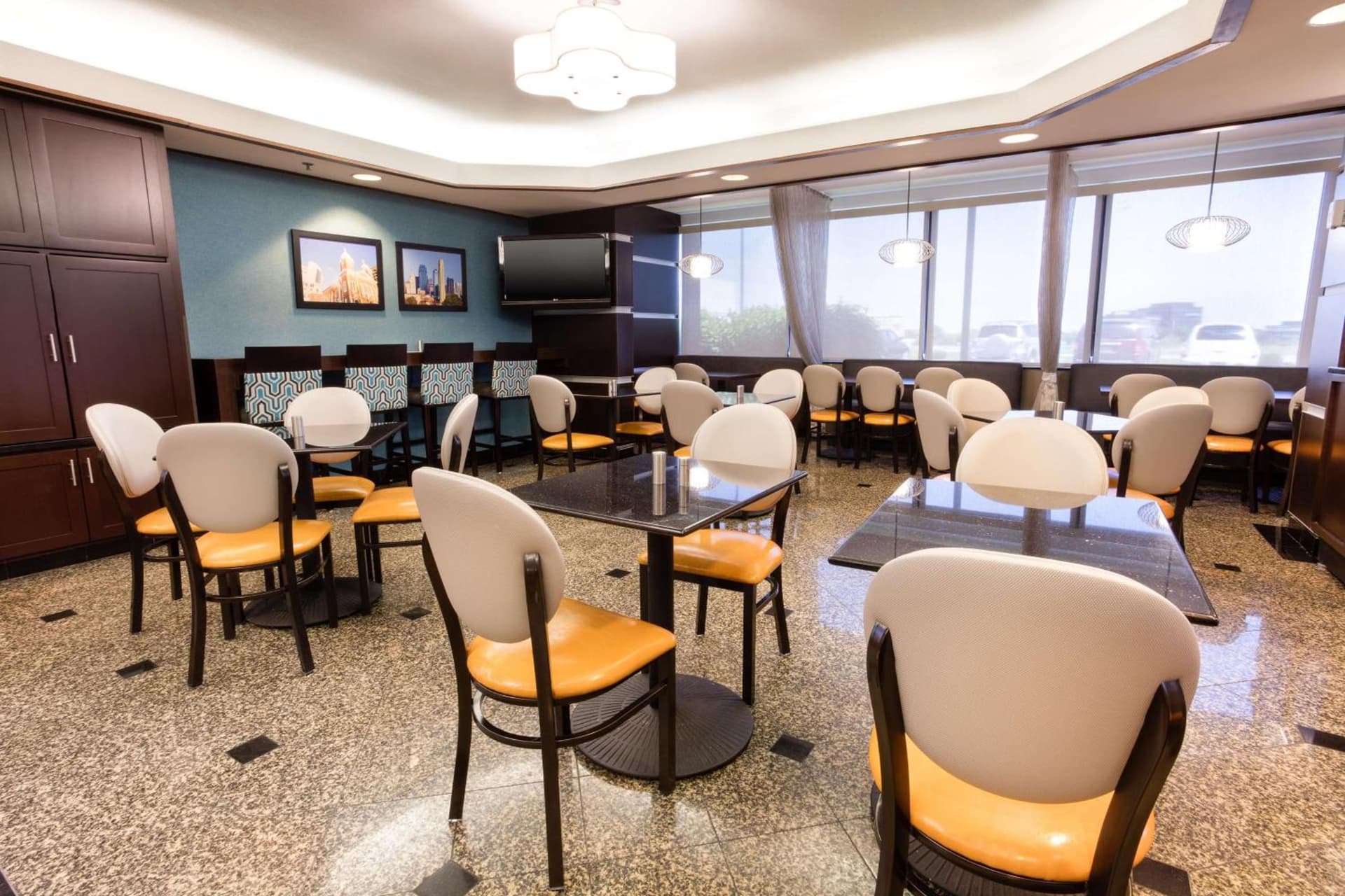 Drury Inn & Suites Kansas City Airport gallery photo in Kansas City, KS — image 4