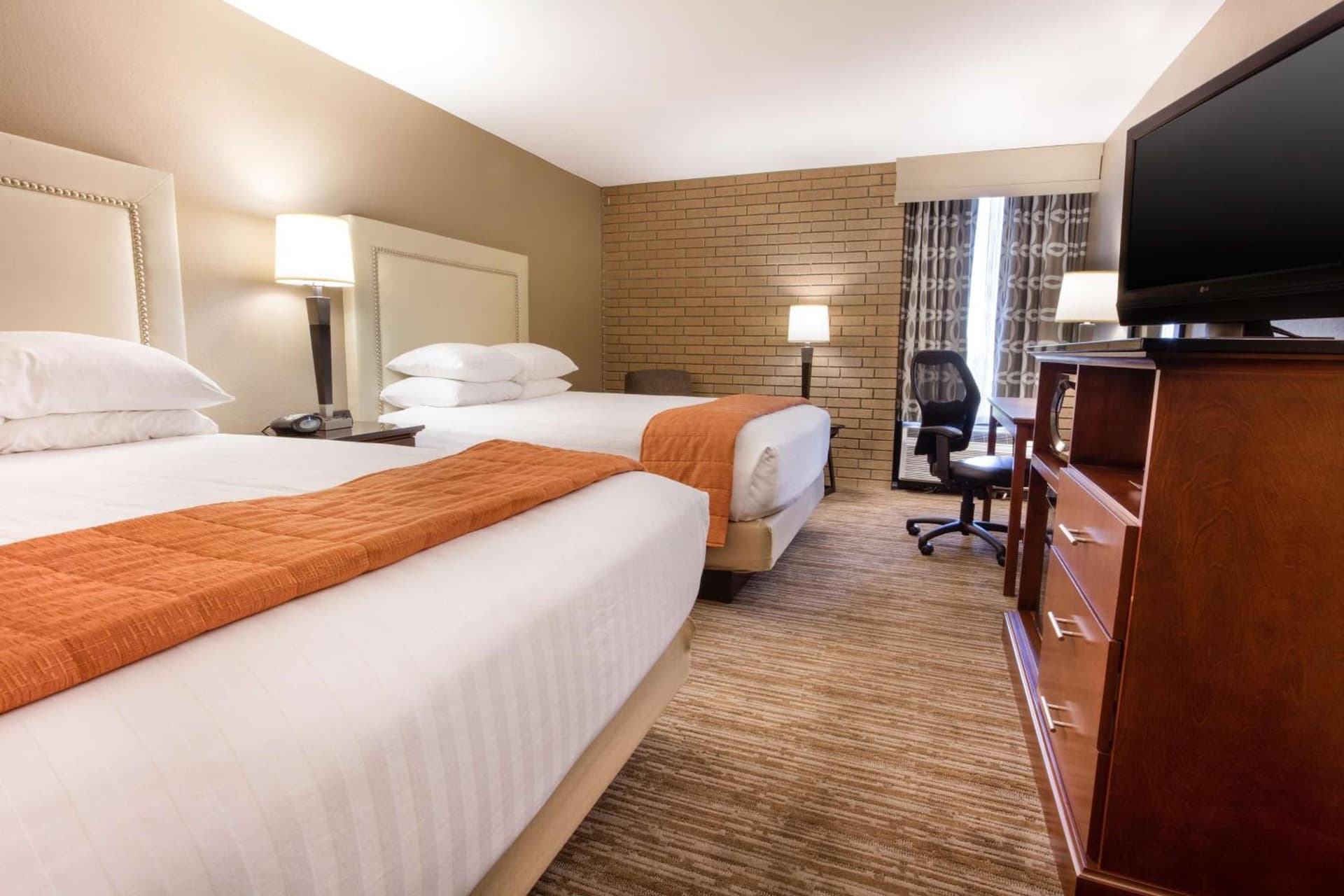 Drury Inn & Suites Kansas City Airport gallery photo in Kansas City, KS — image 14
