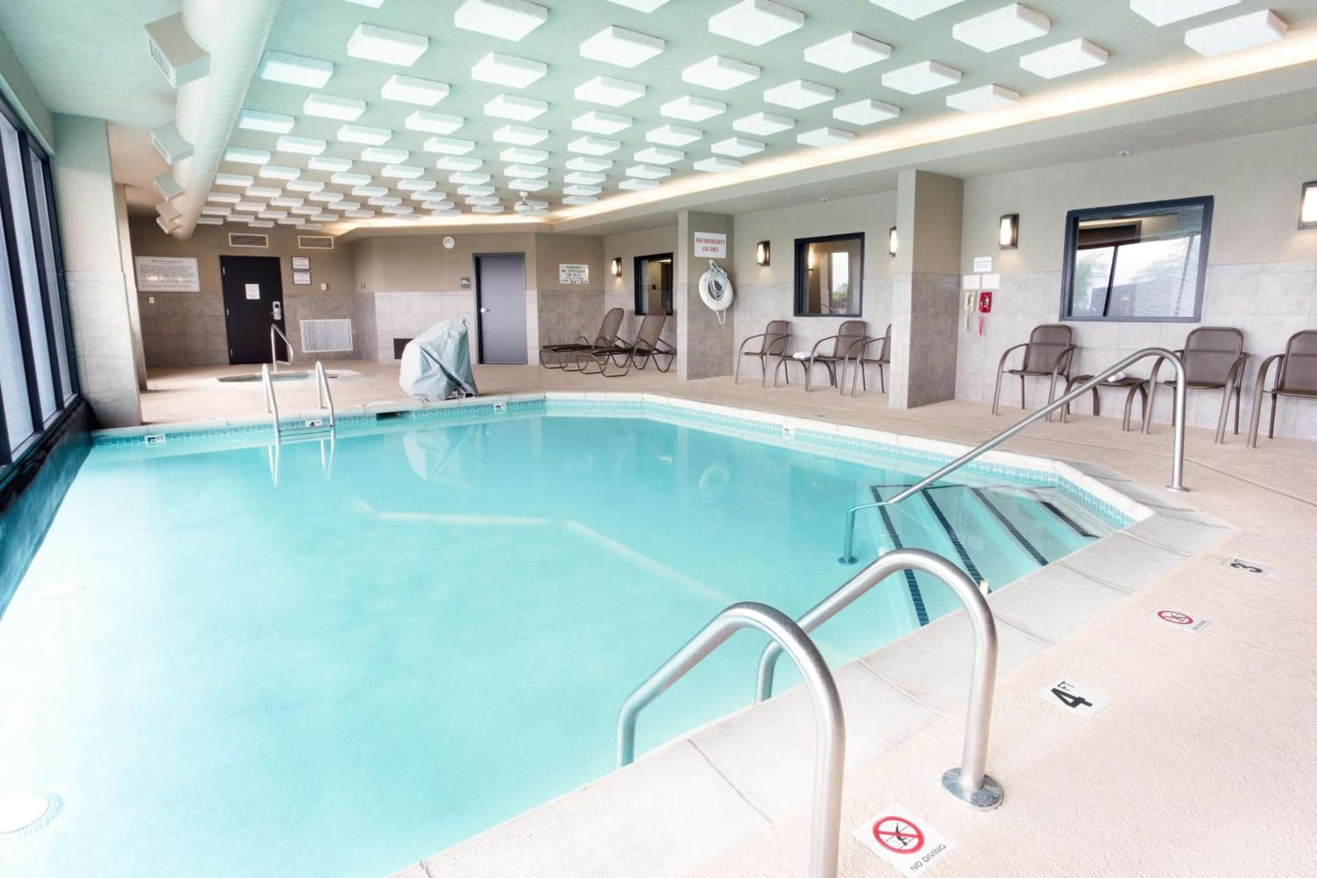 Drury Inn & Suites Kansas City Airport gallery photo in Kansas City, KS — image 7