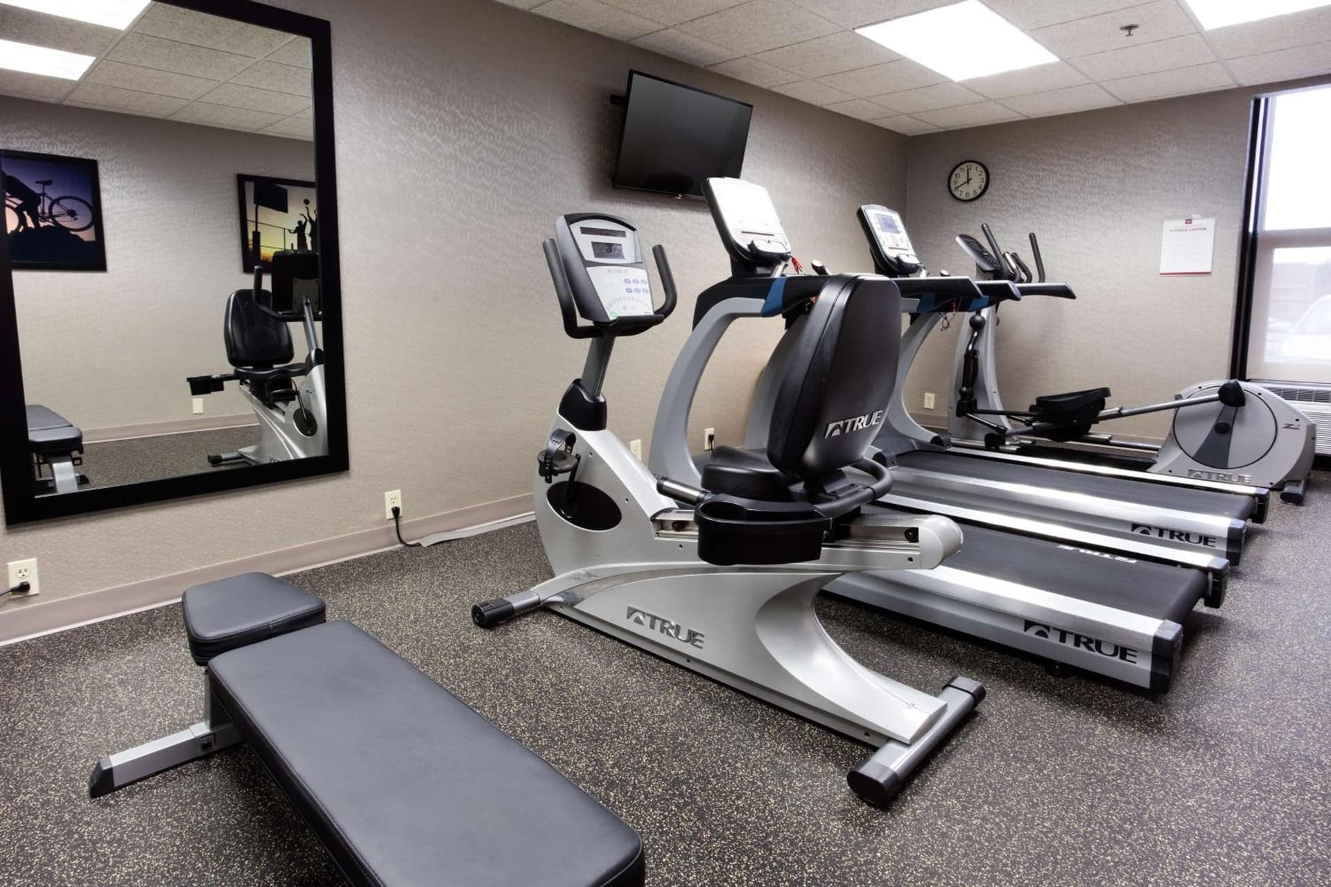 Drury Inn & Suites Kansas City Airport gallery photo in Kansas City, KS — image 26