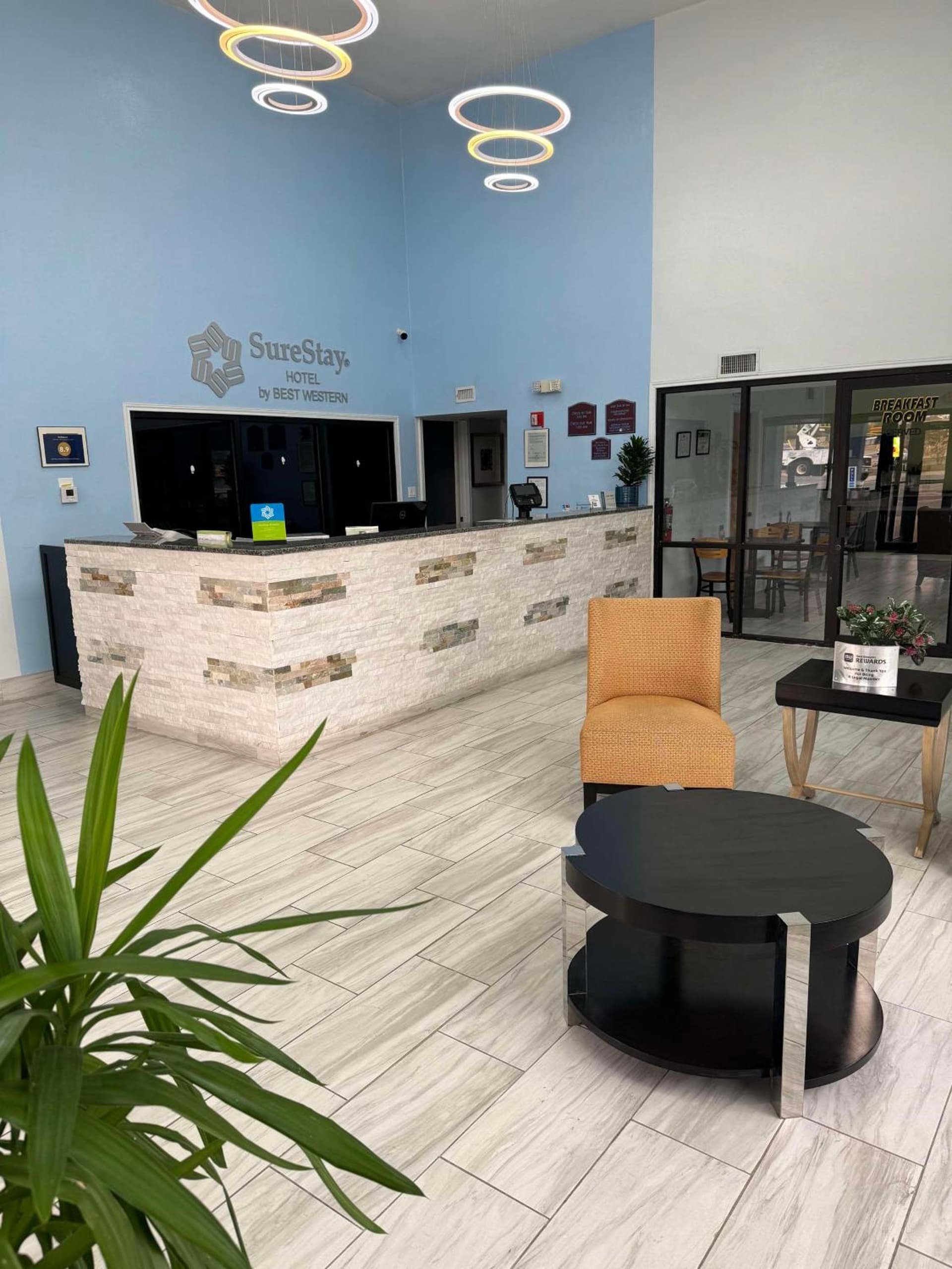 SureStay Hotel by Best Western Childress property views in Childress, TX — gallery photo 3